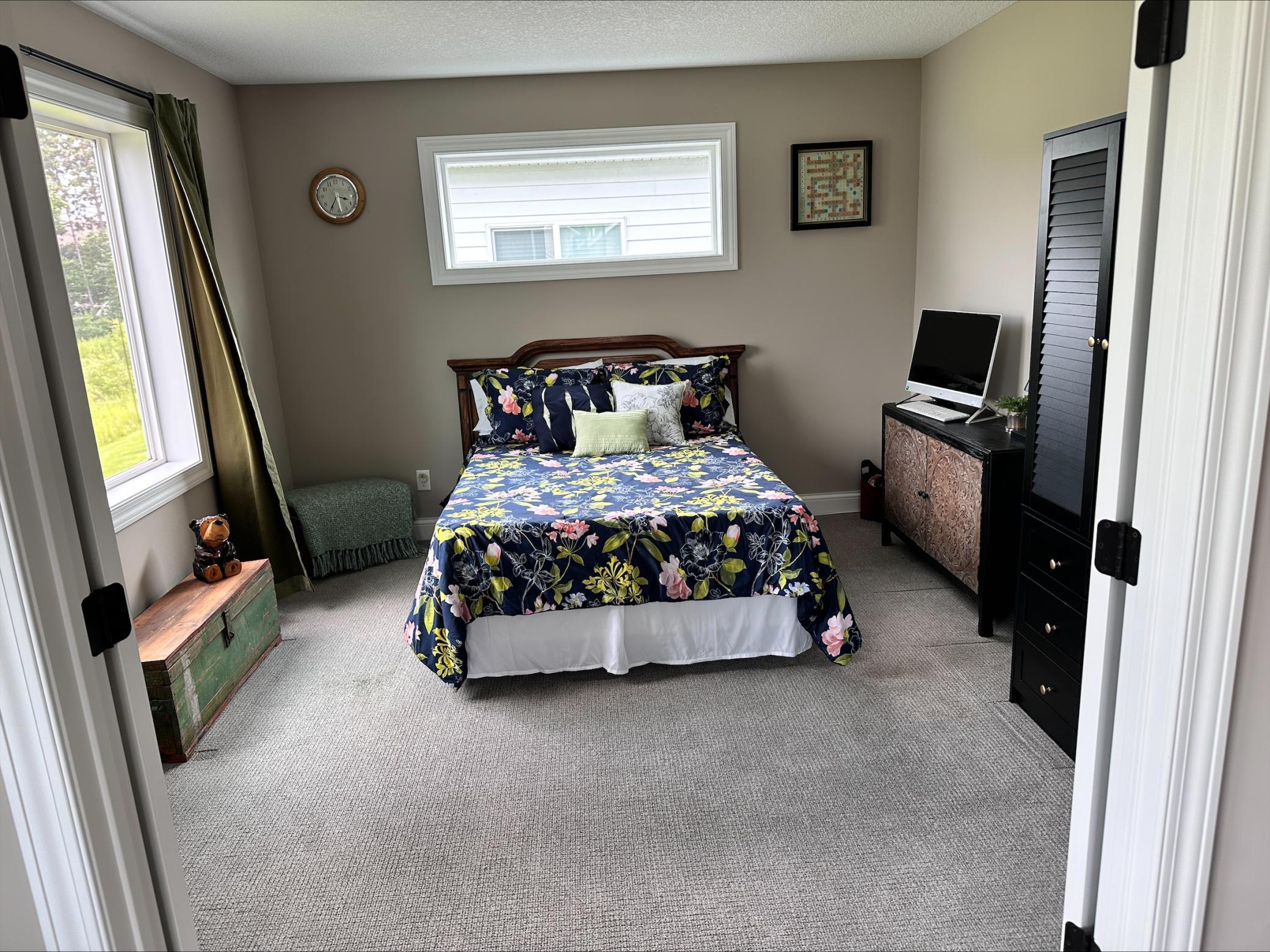 main property photo 12