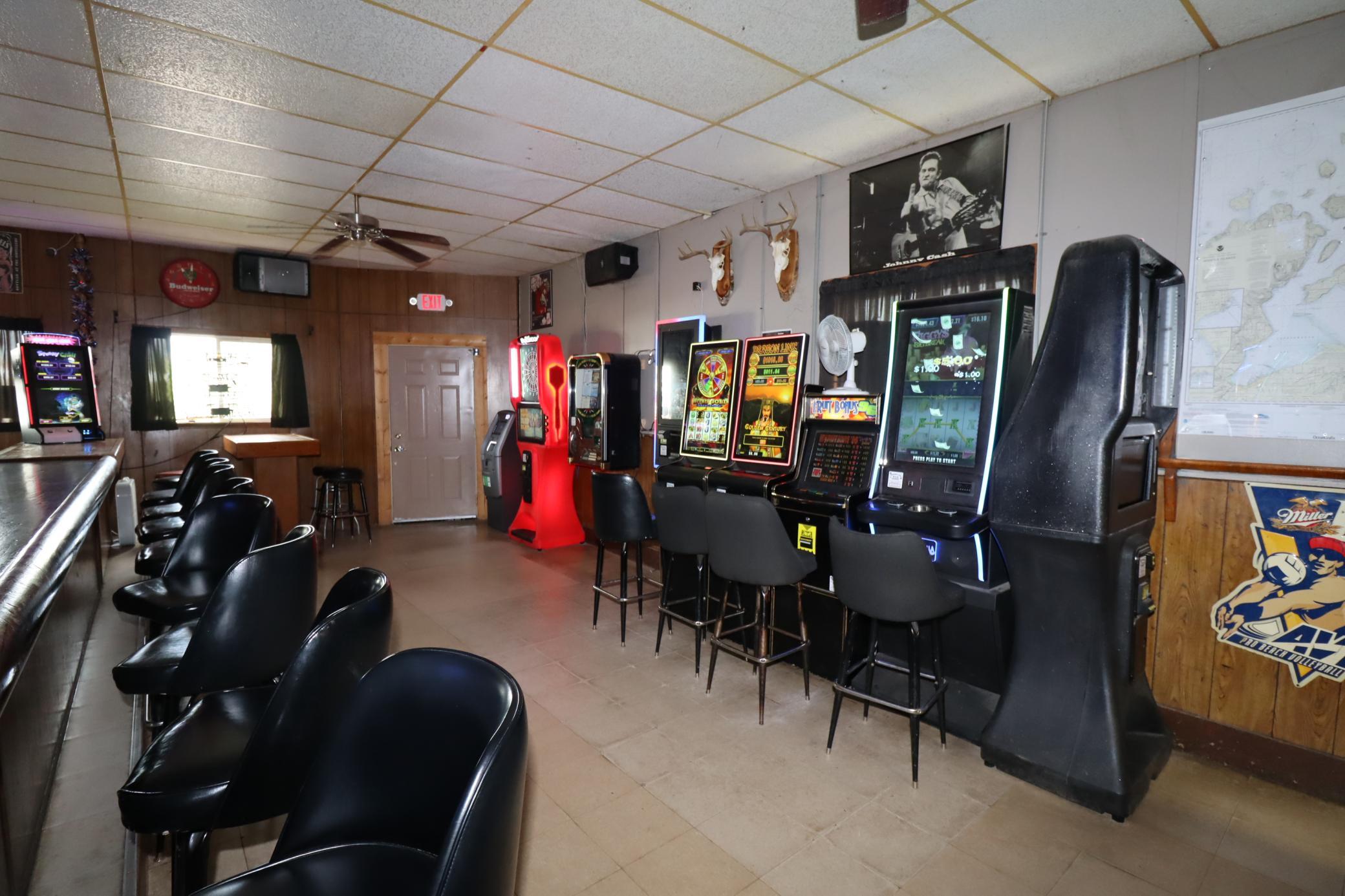 main property photo 9