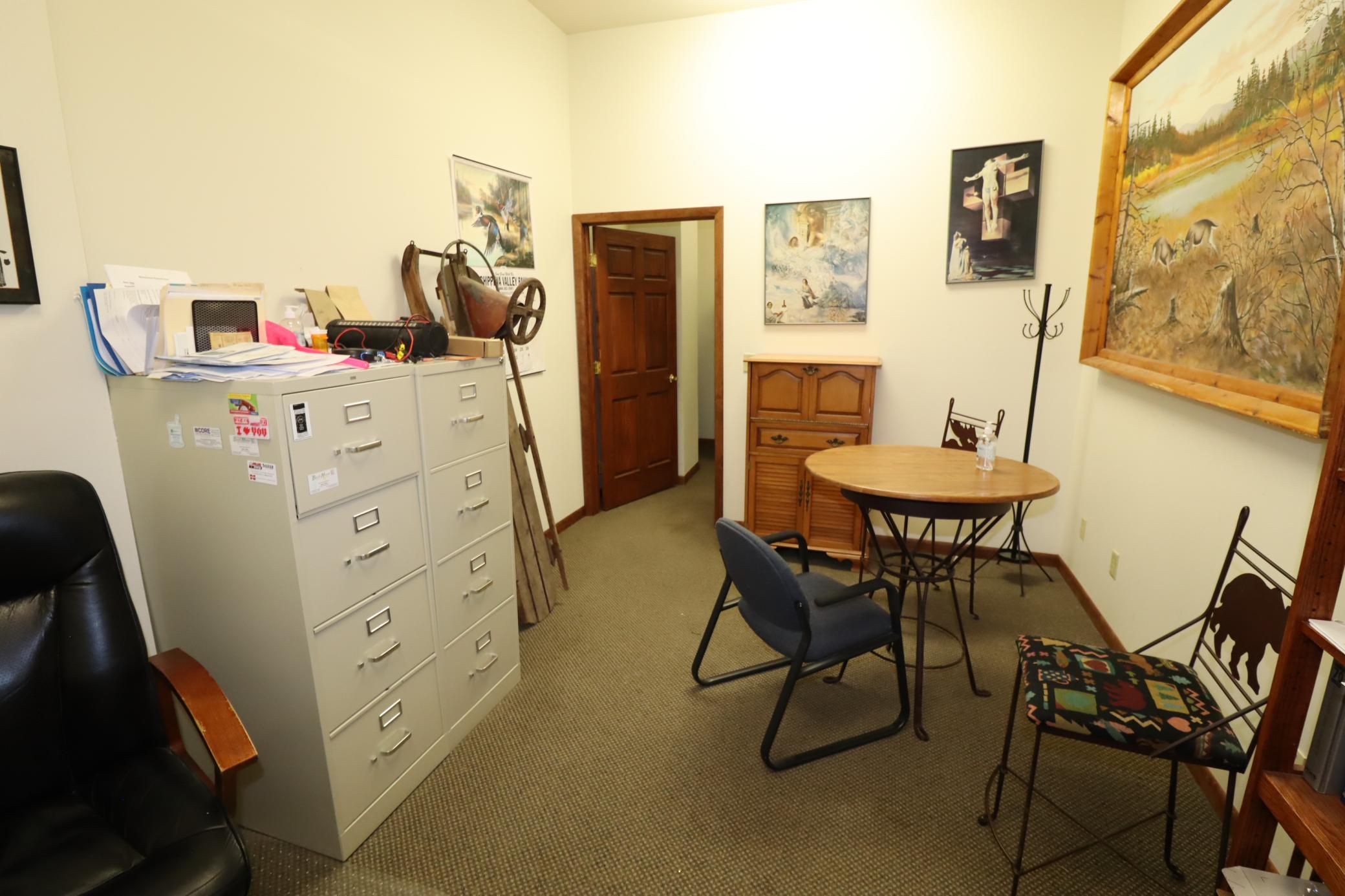 main property photo 19