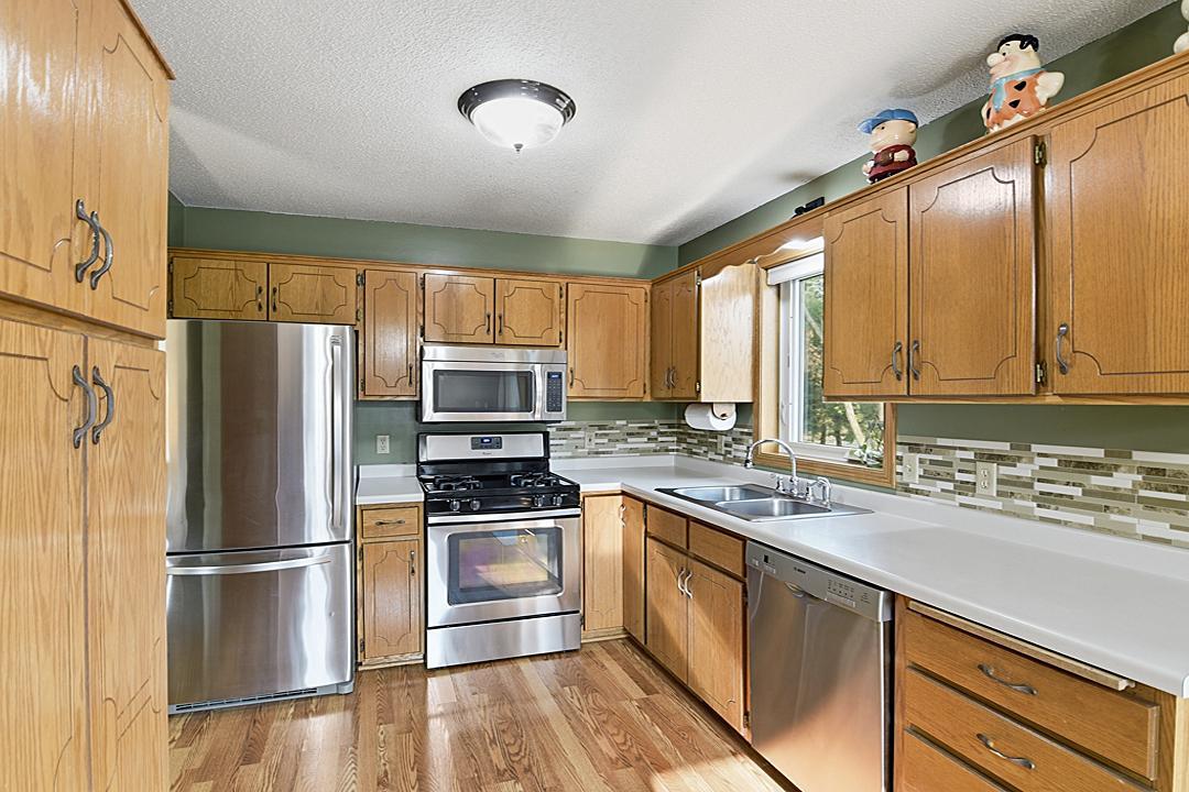 main property photo 9