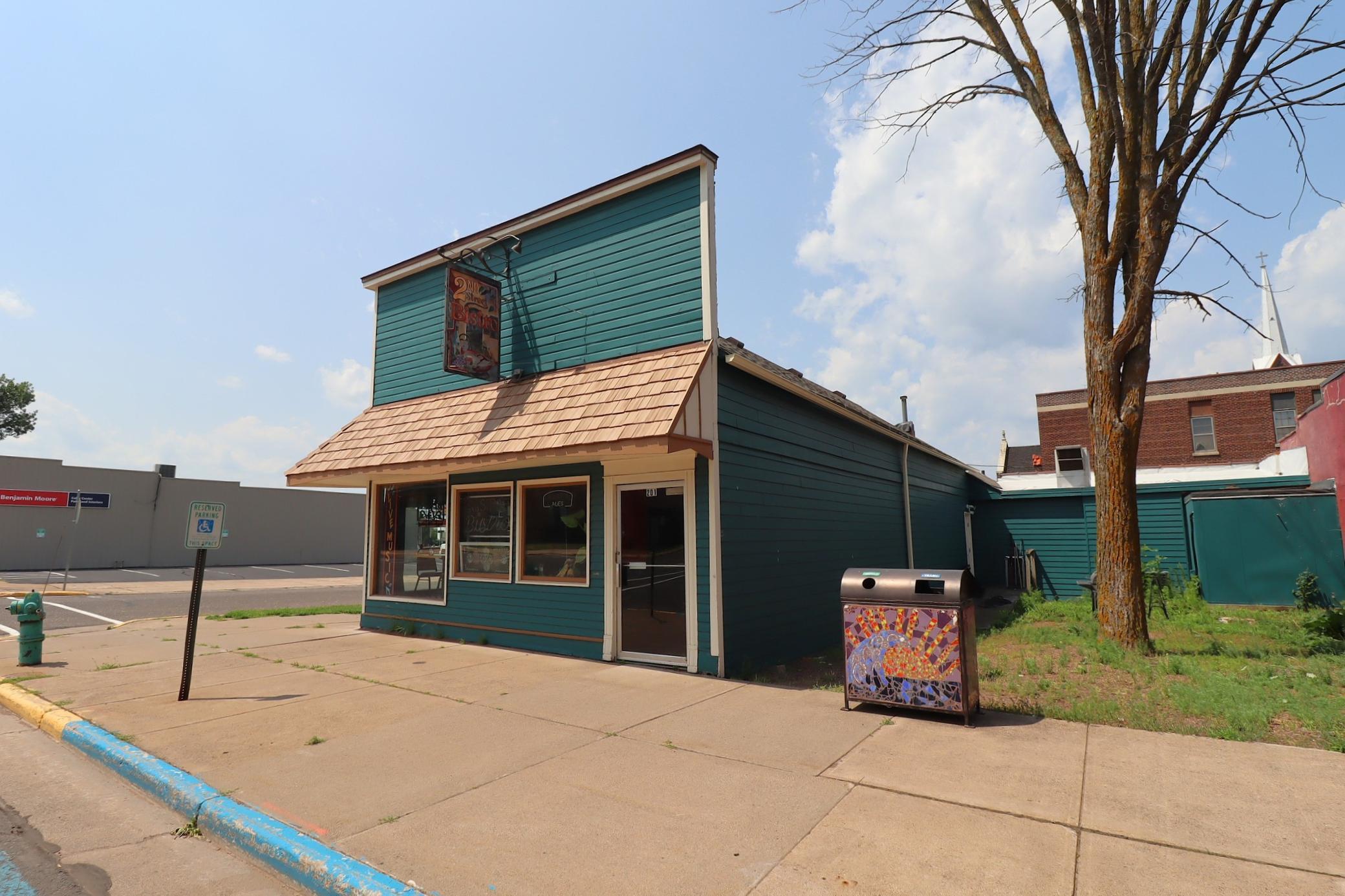 main property photo 3