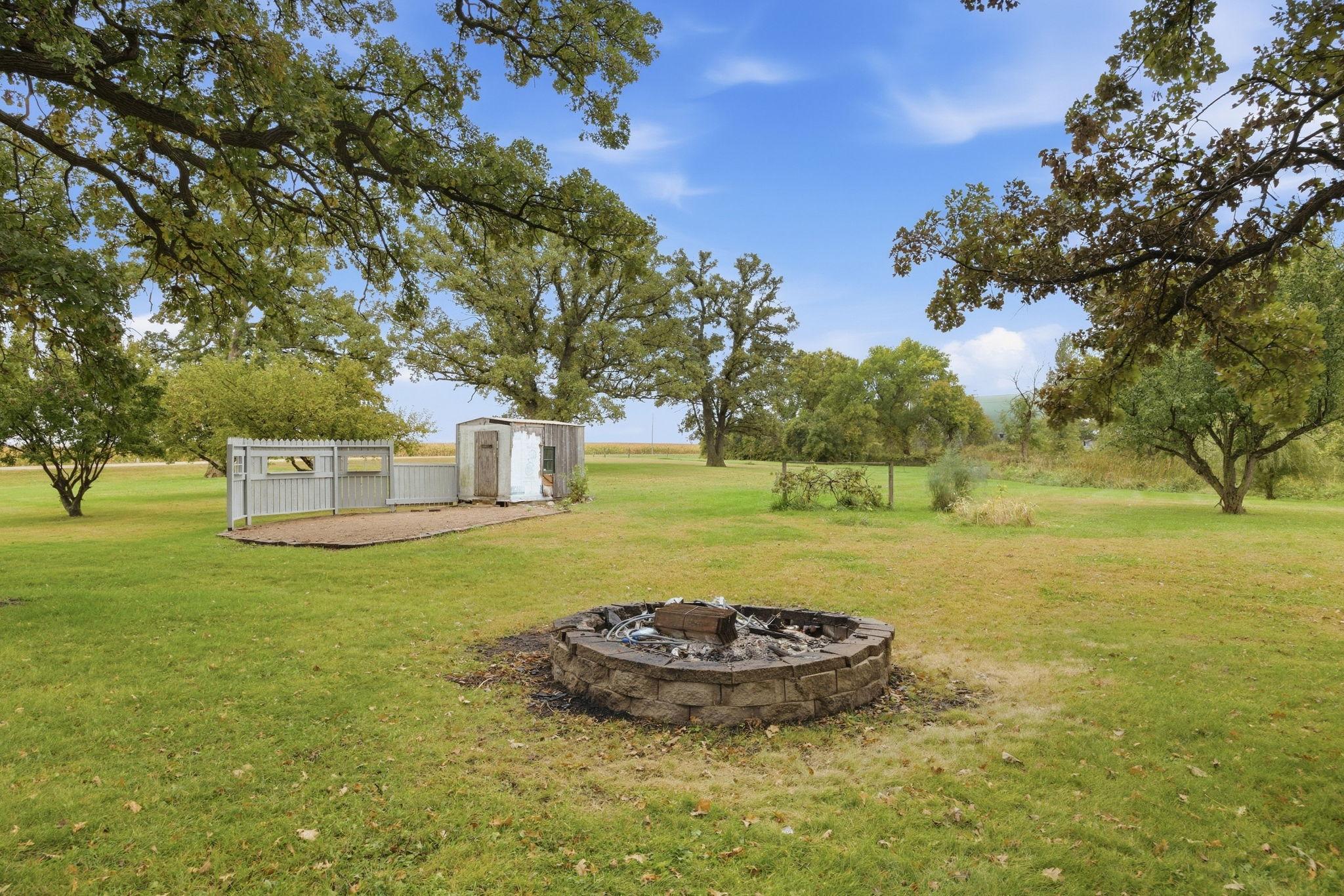 main property photo 28