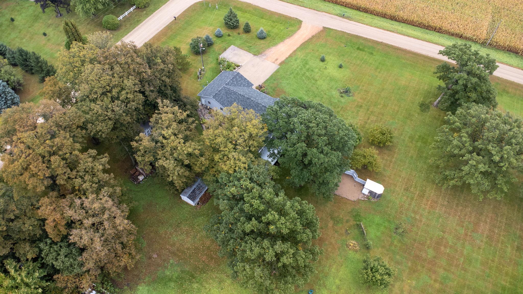 main property photo 41