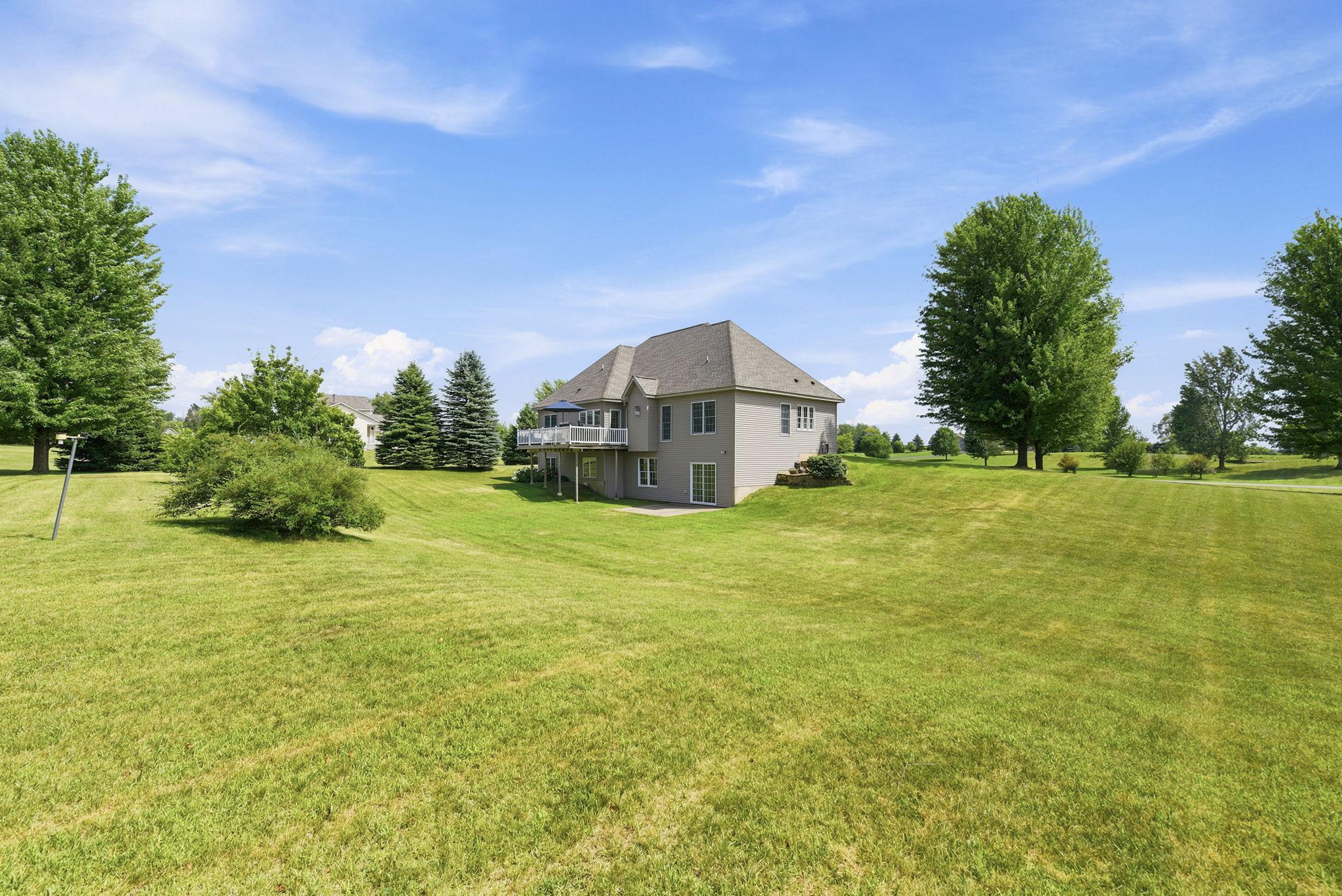 main property photo 30