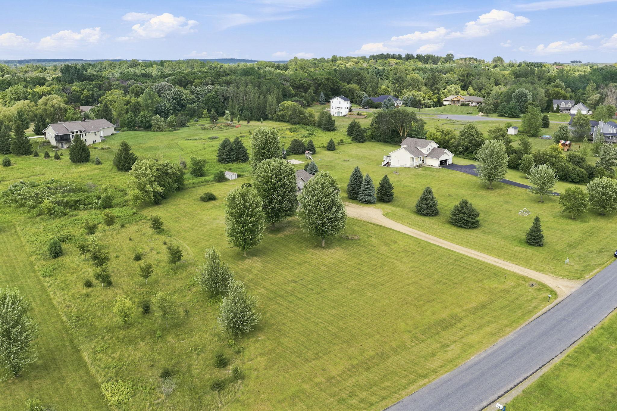 main property photo 32