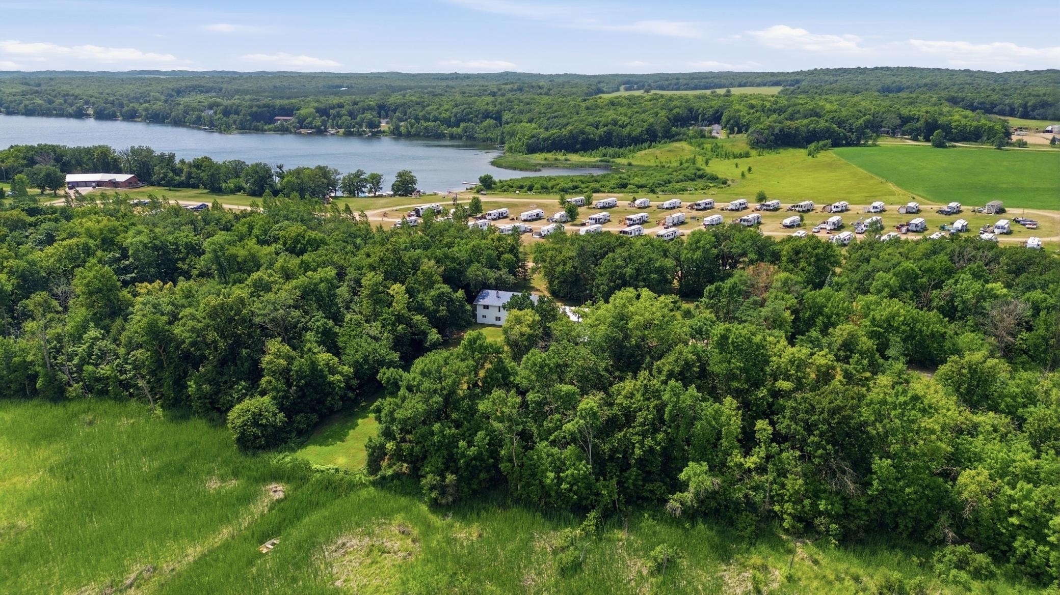 main property photo 29