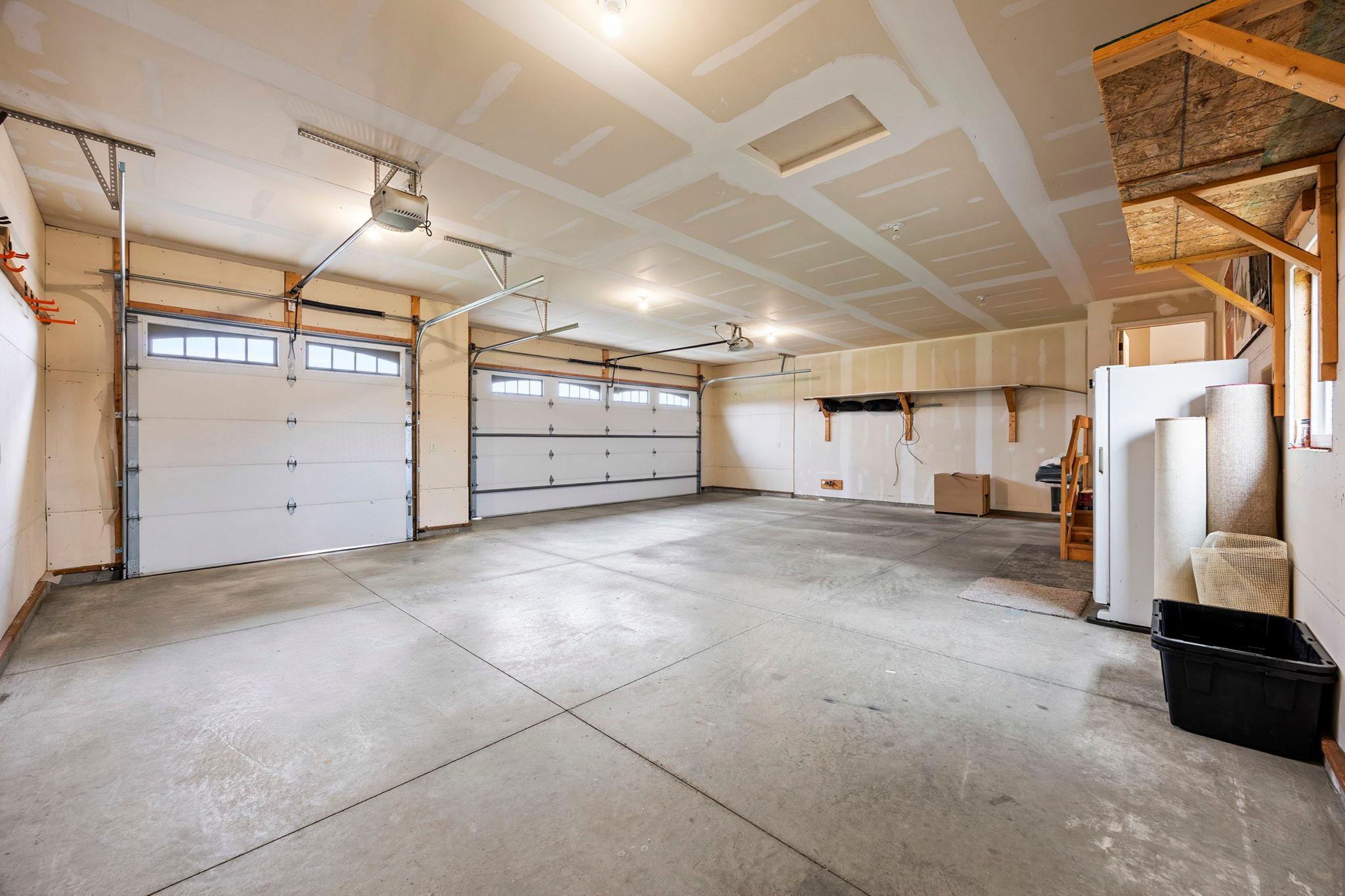 main property photo 60