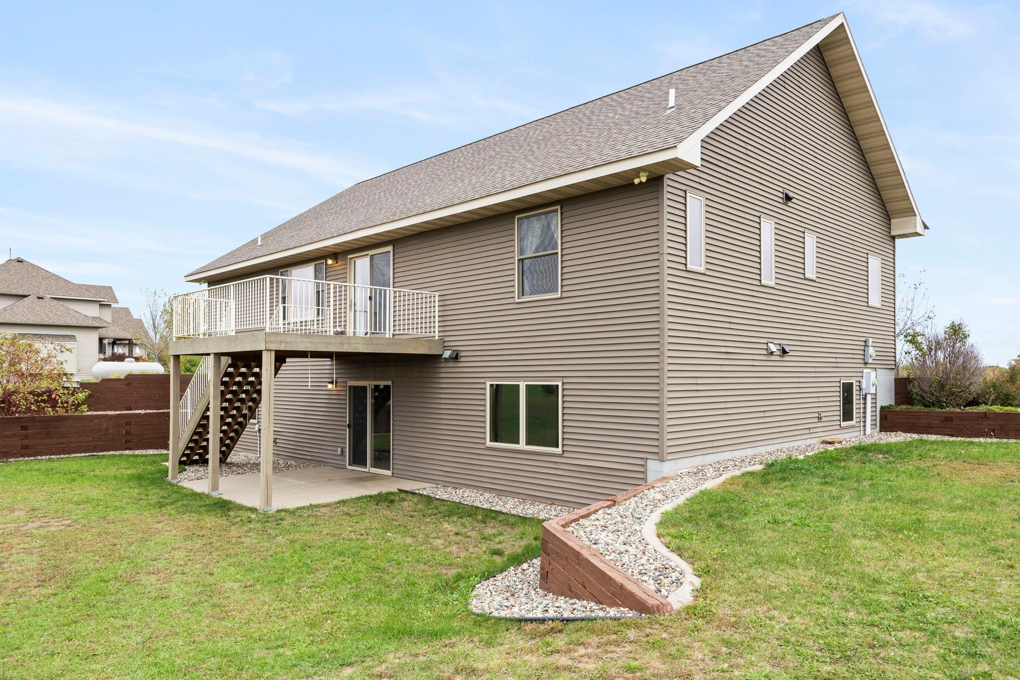 main property photo 70