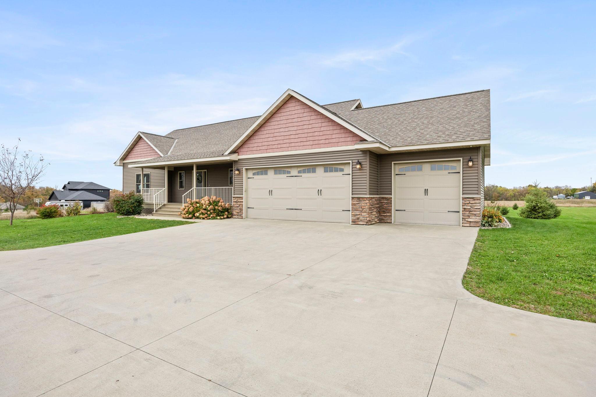 main property photo 79