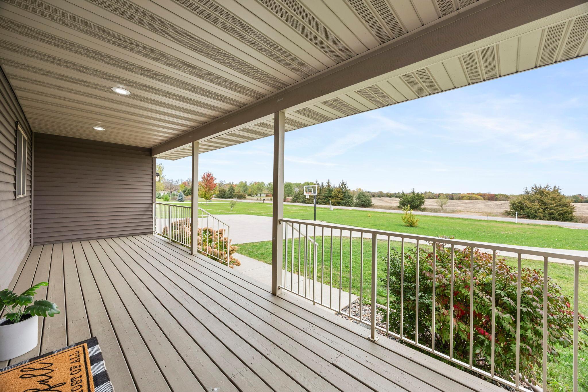 main property photo 8