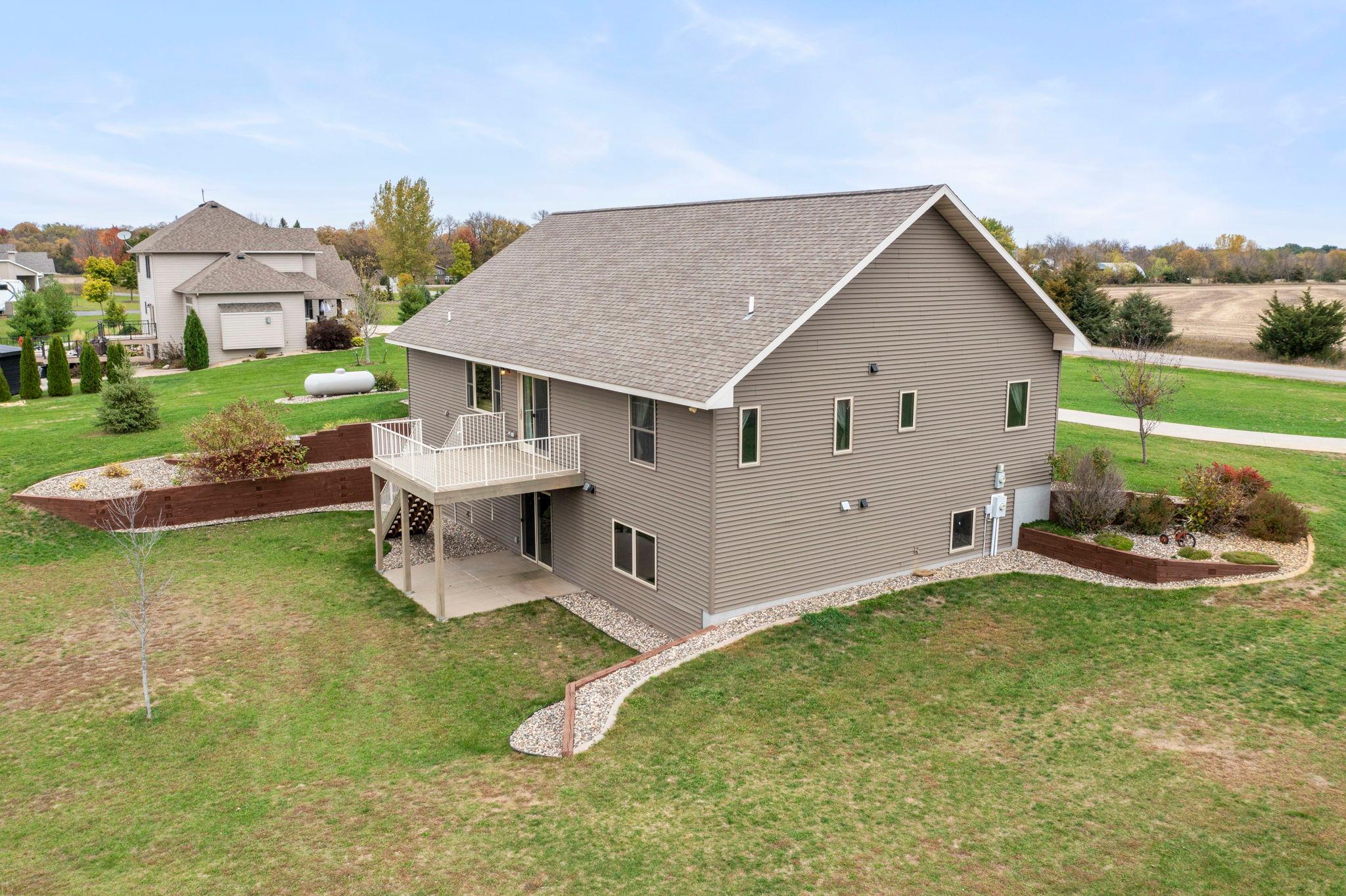 main property photo 80
