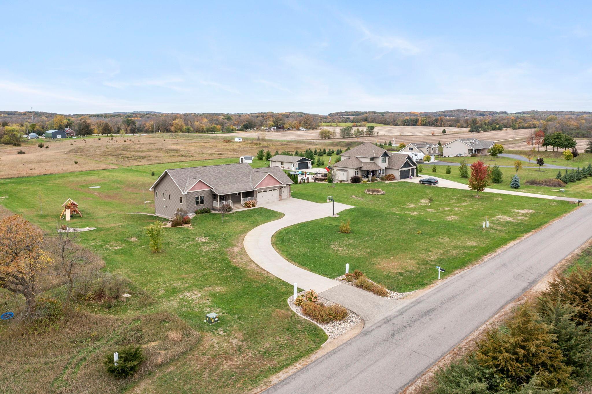 main property photo 89