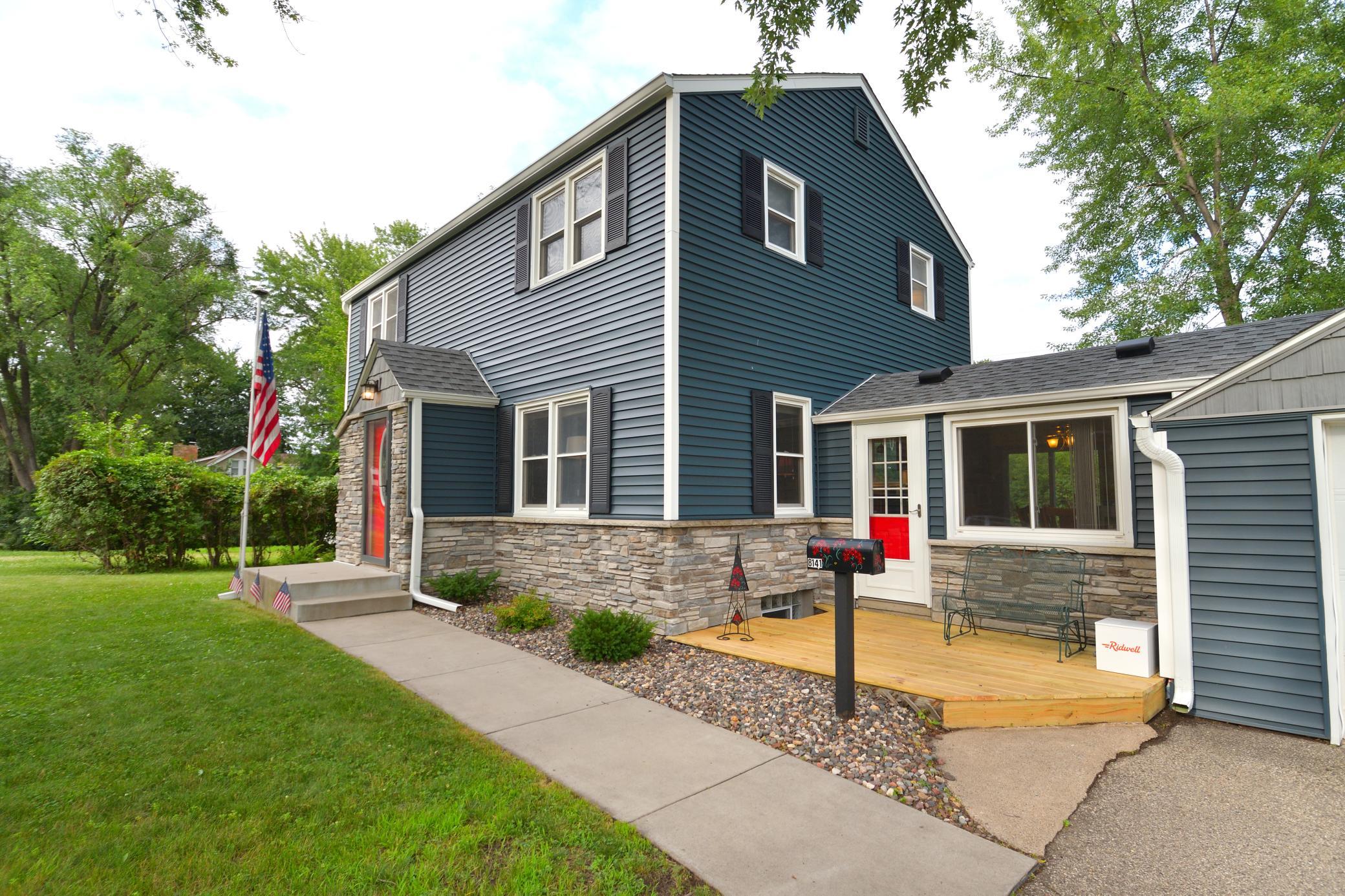main property photo 23