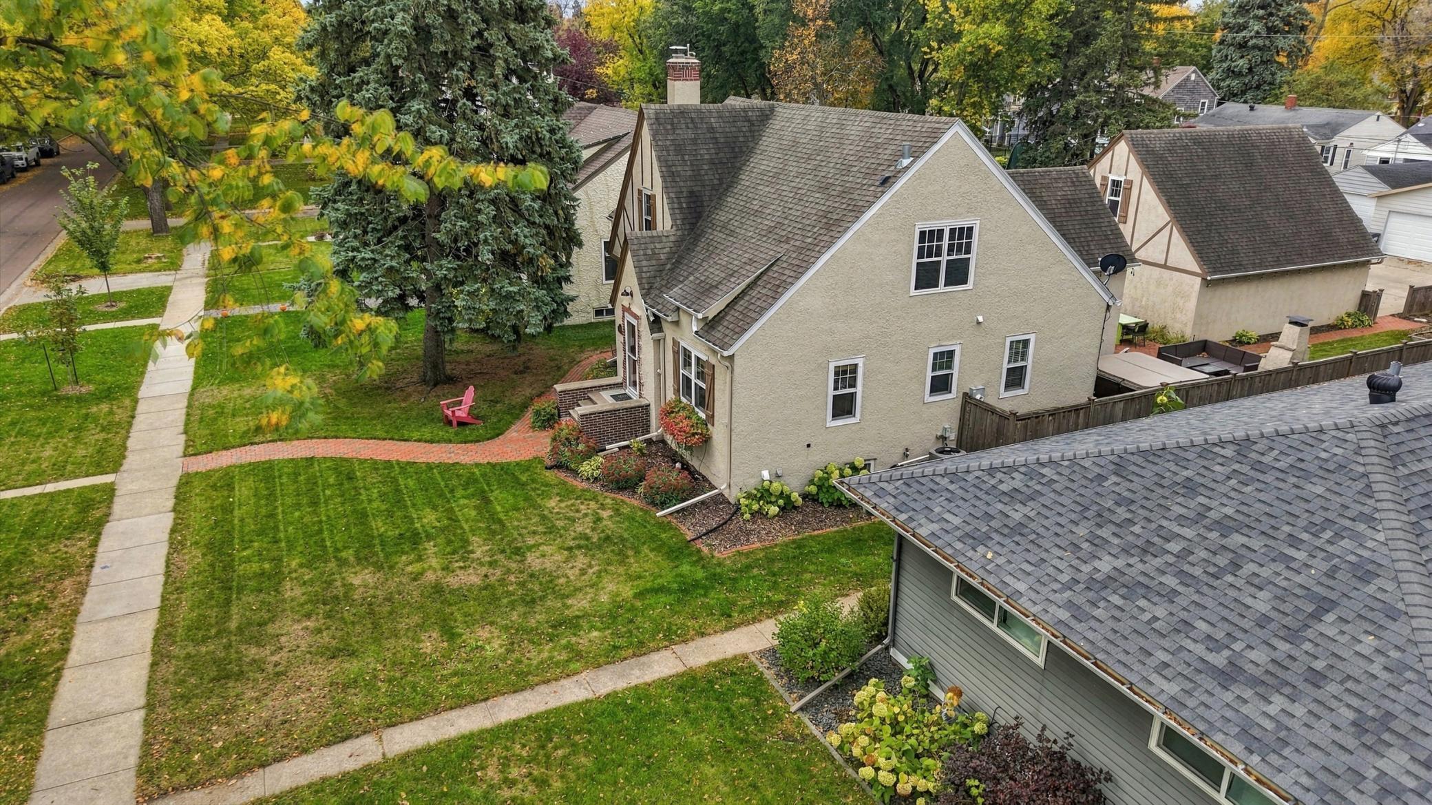 main property photo 50