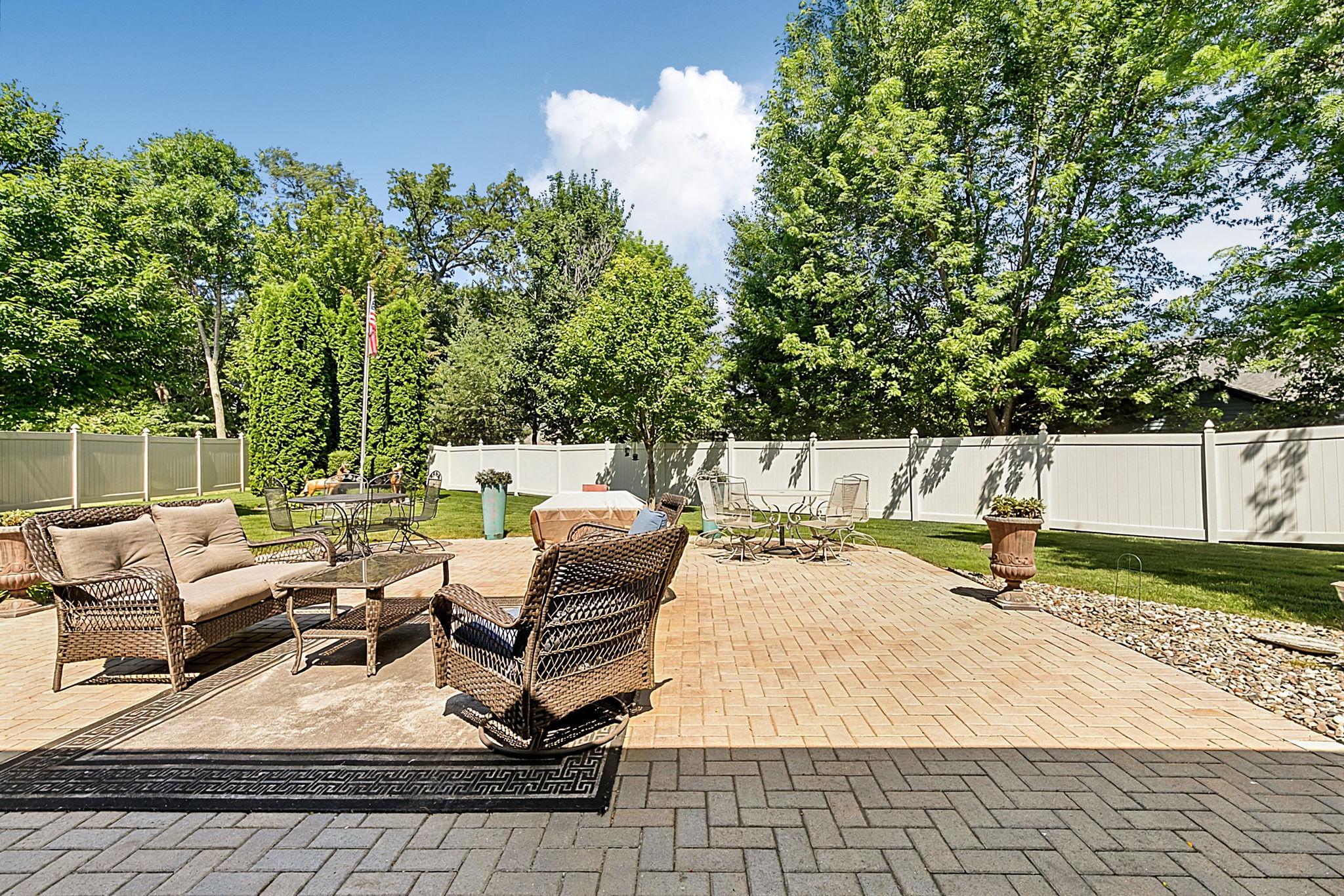 main property photo 44