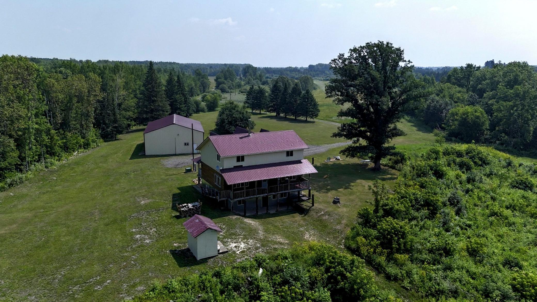 main property photo 39