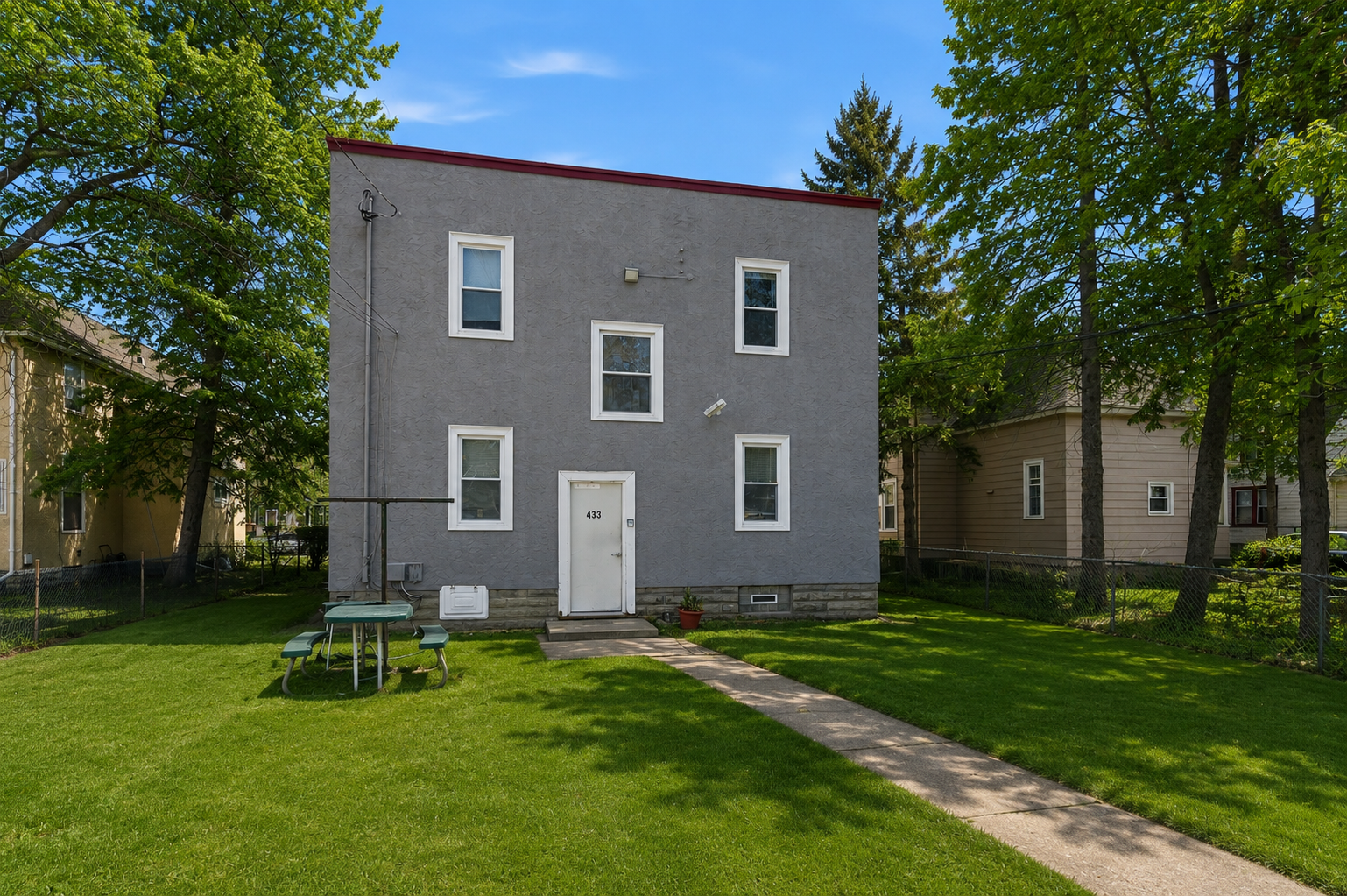 main property photo 39