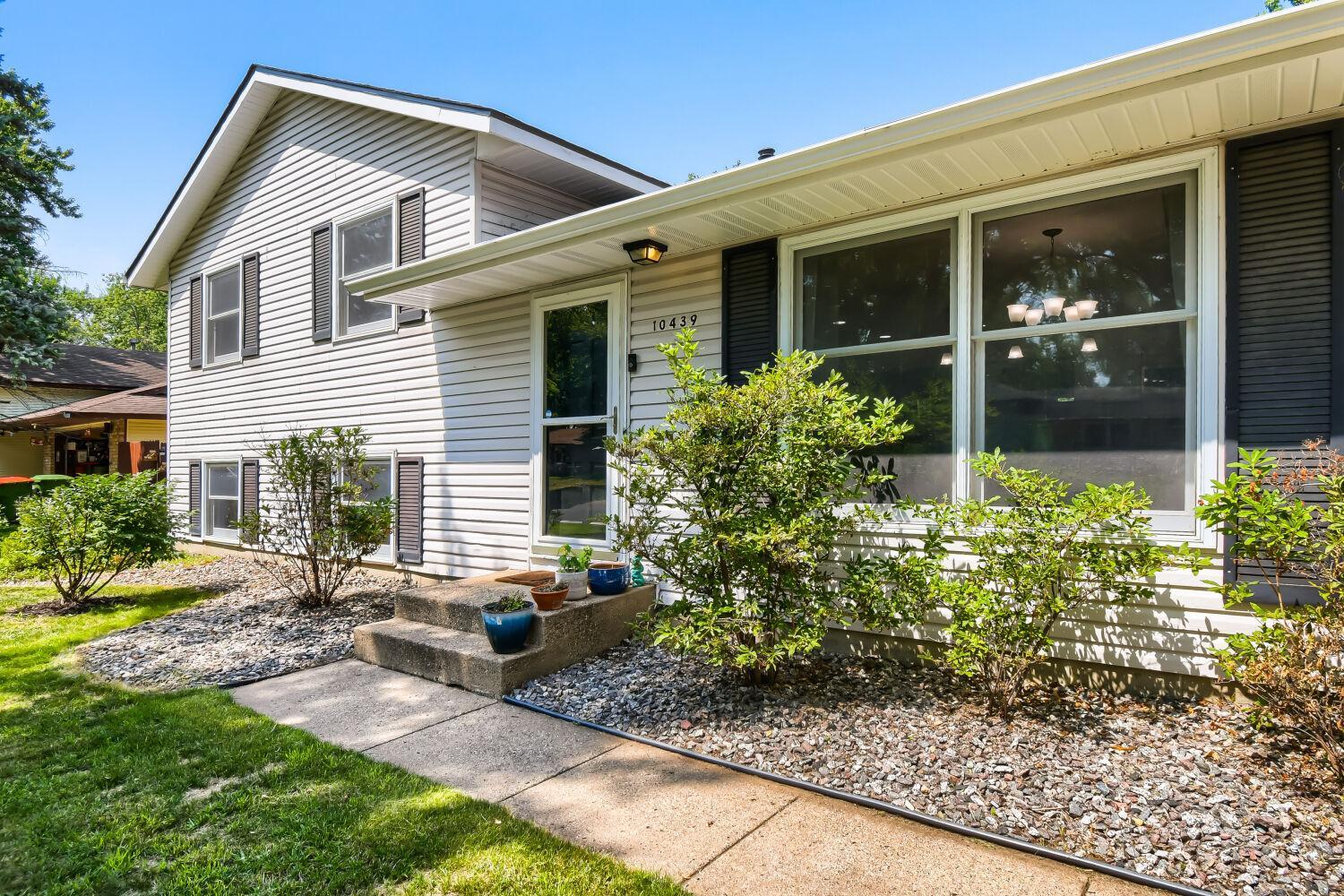 main property photo 23