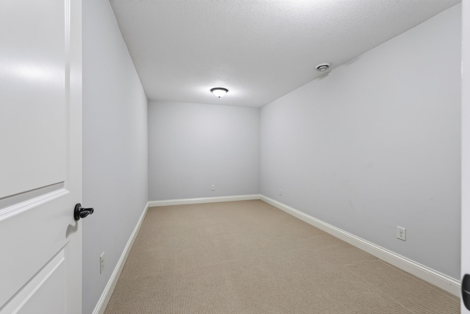 main property photo 70