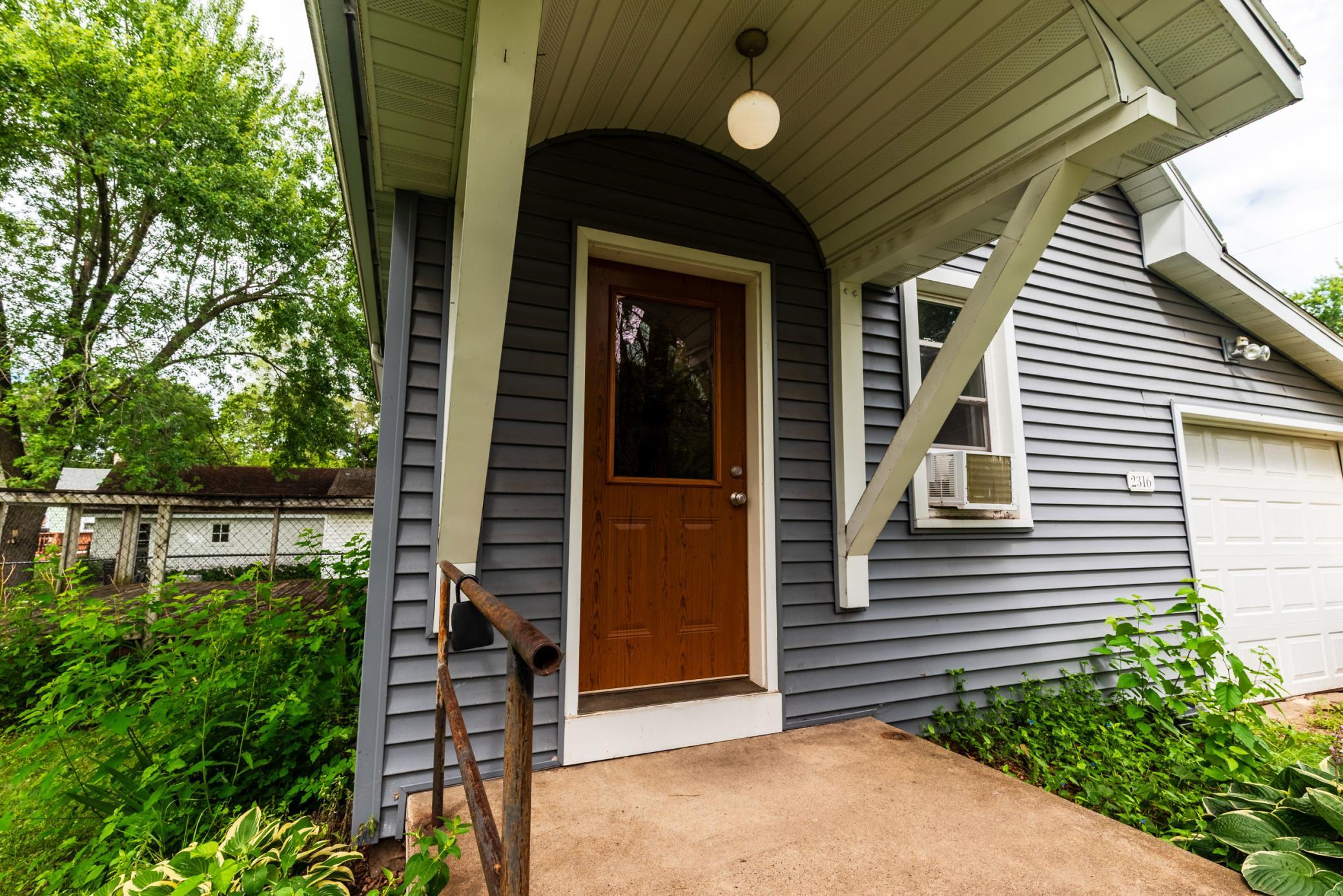 main property photo 16