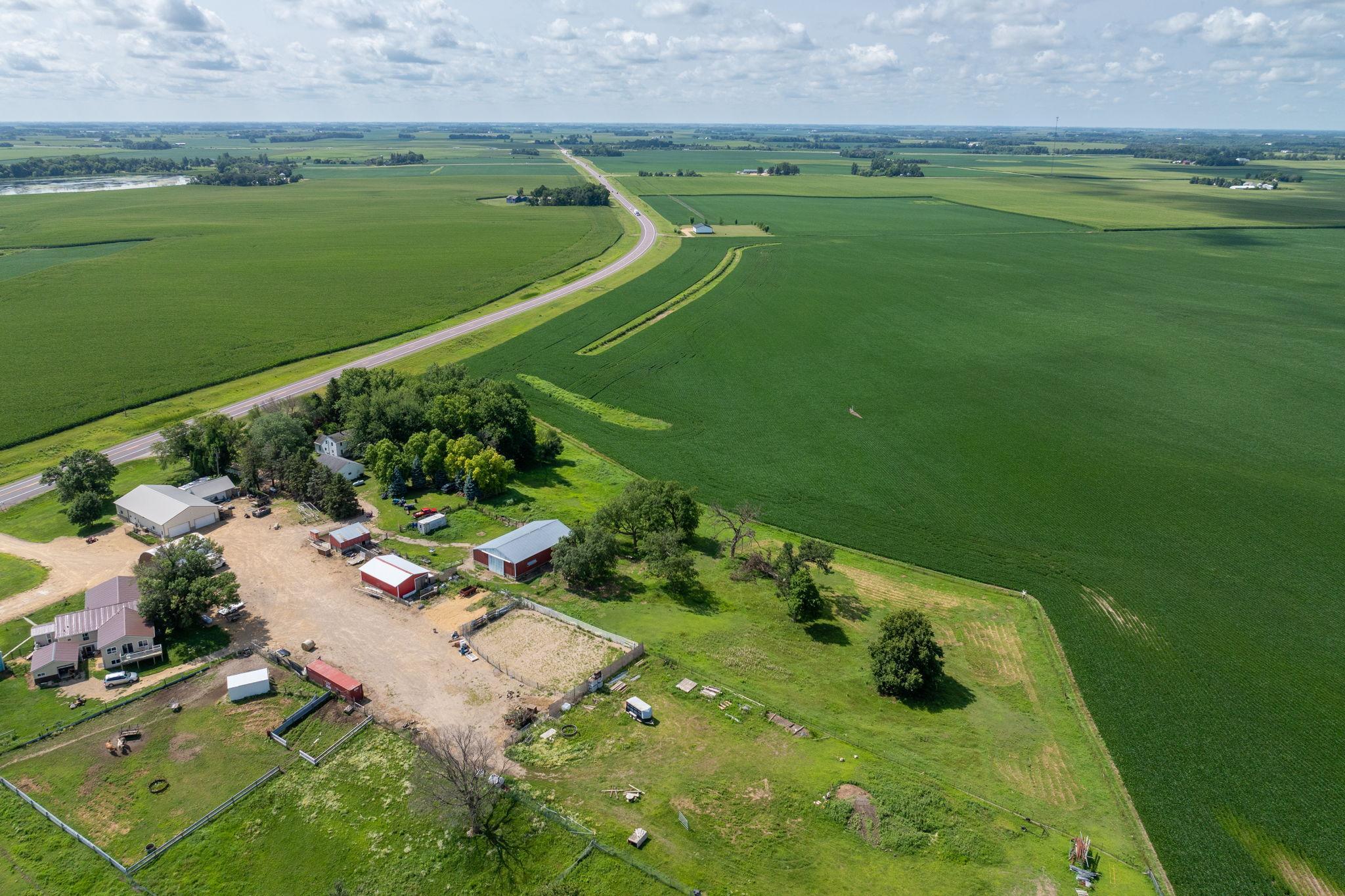 main property photo 24