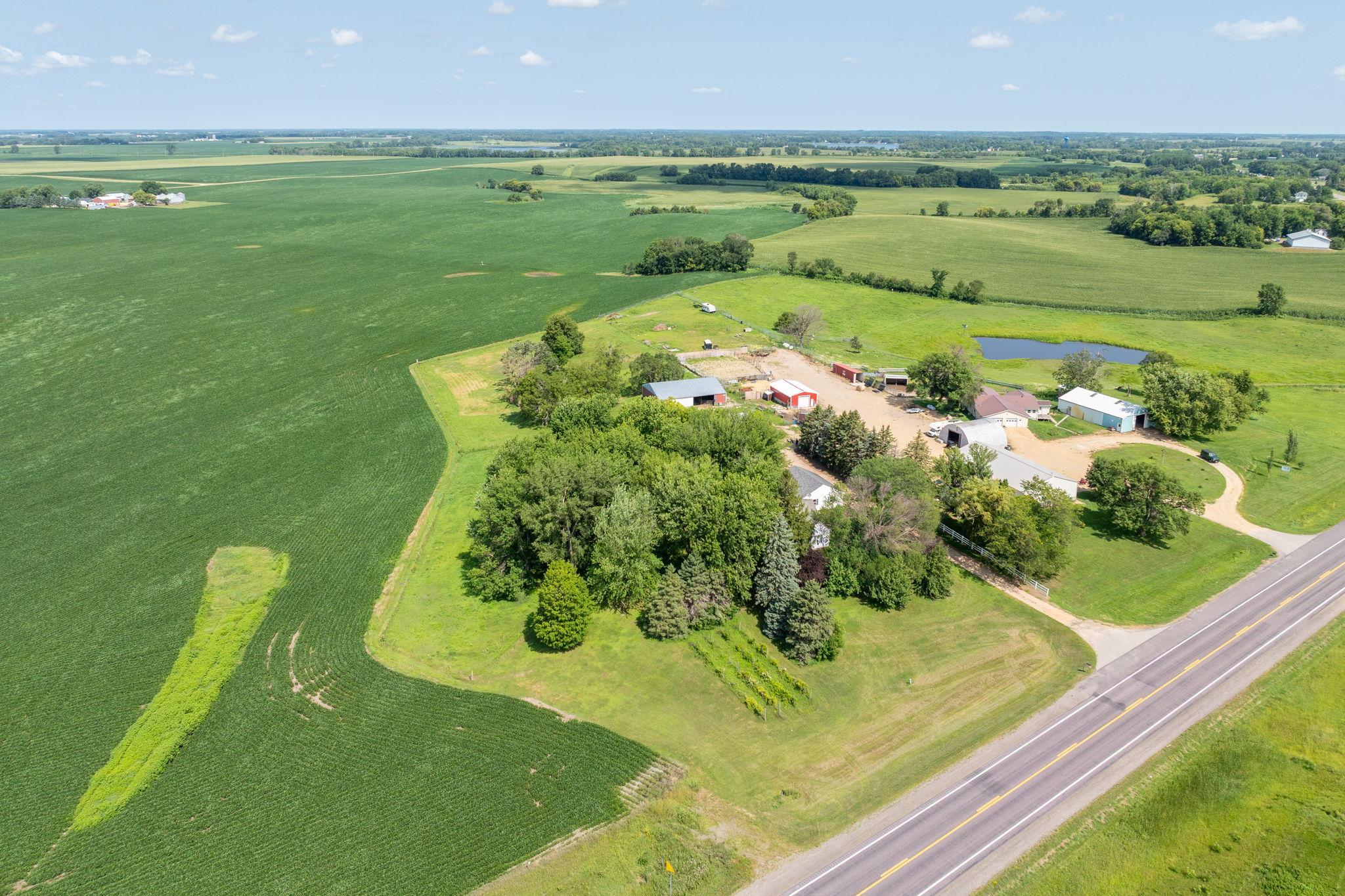 main property photo 27