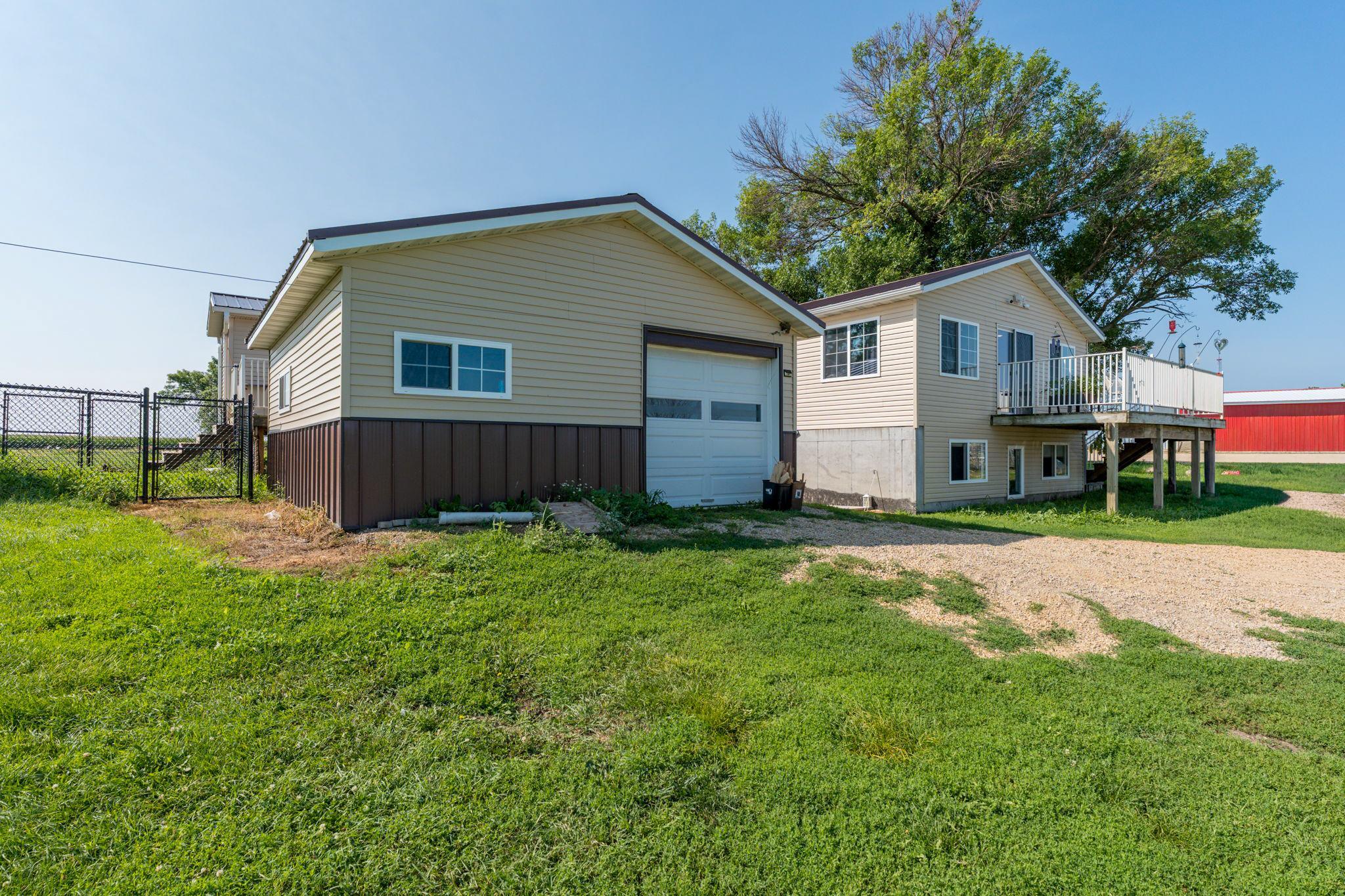 main property photo 29