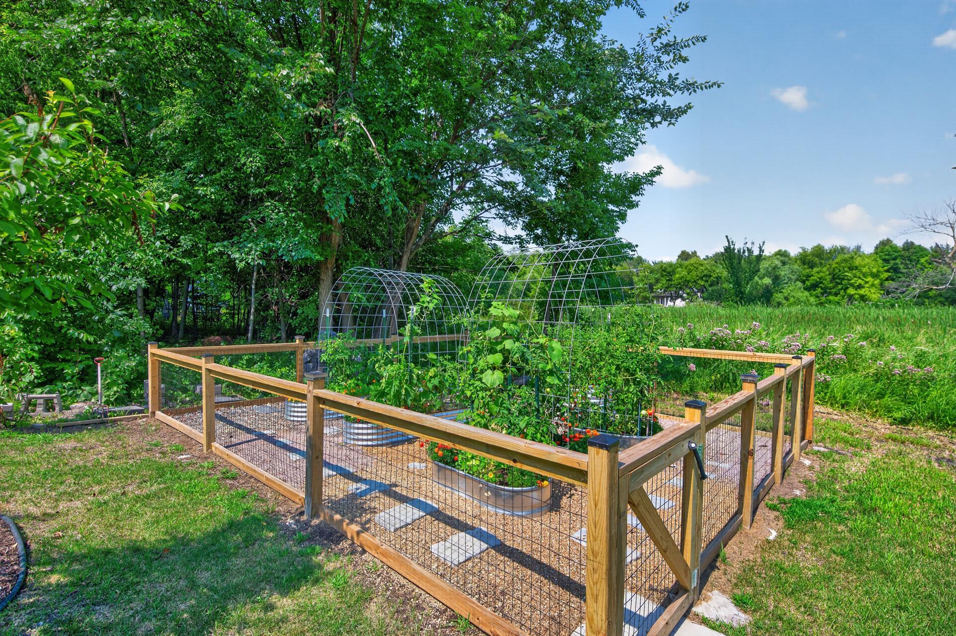 main property photo 106