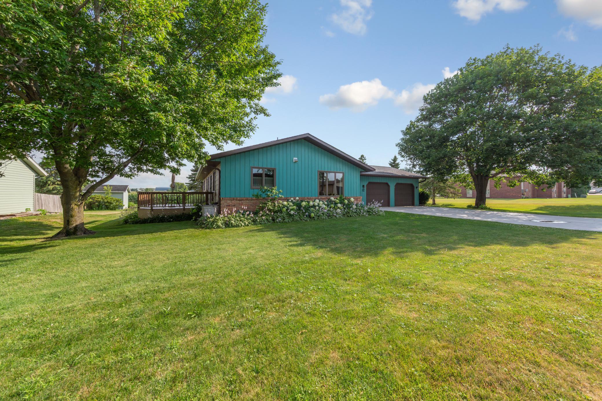 main property photo 41
