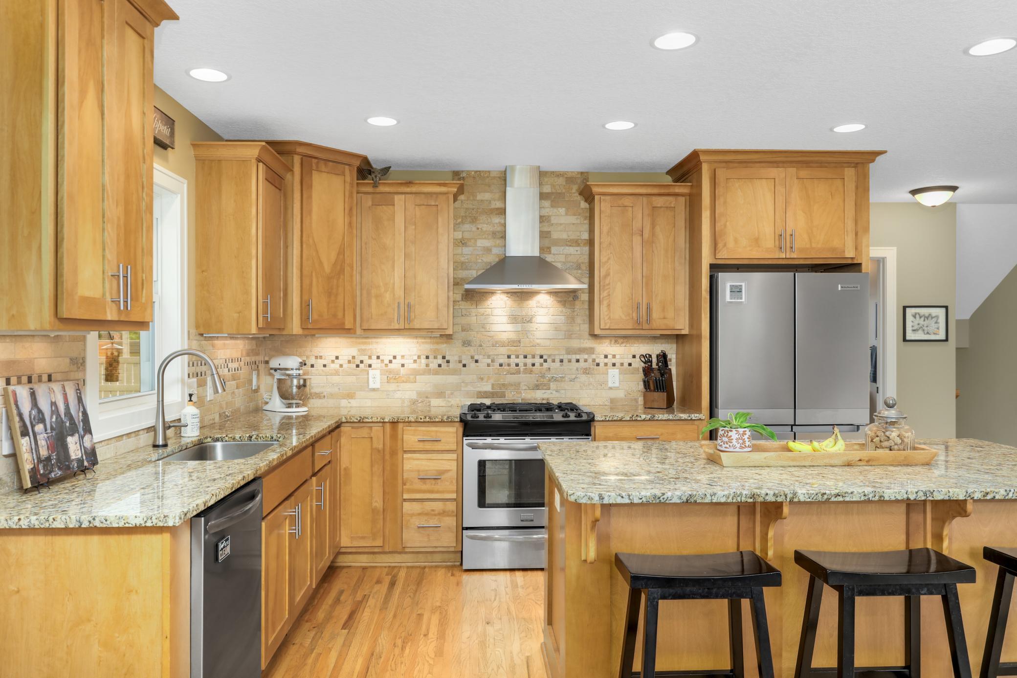 main property photo 13