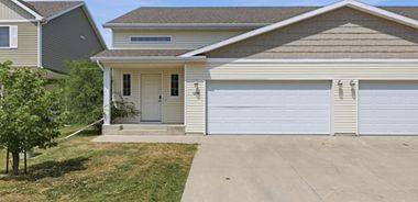 image of property with 3 Bed | 2 Bath | 1,842 Sqft