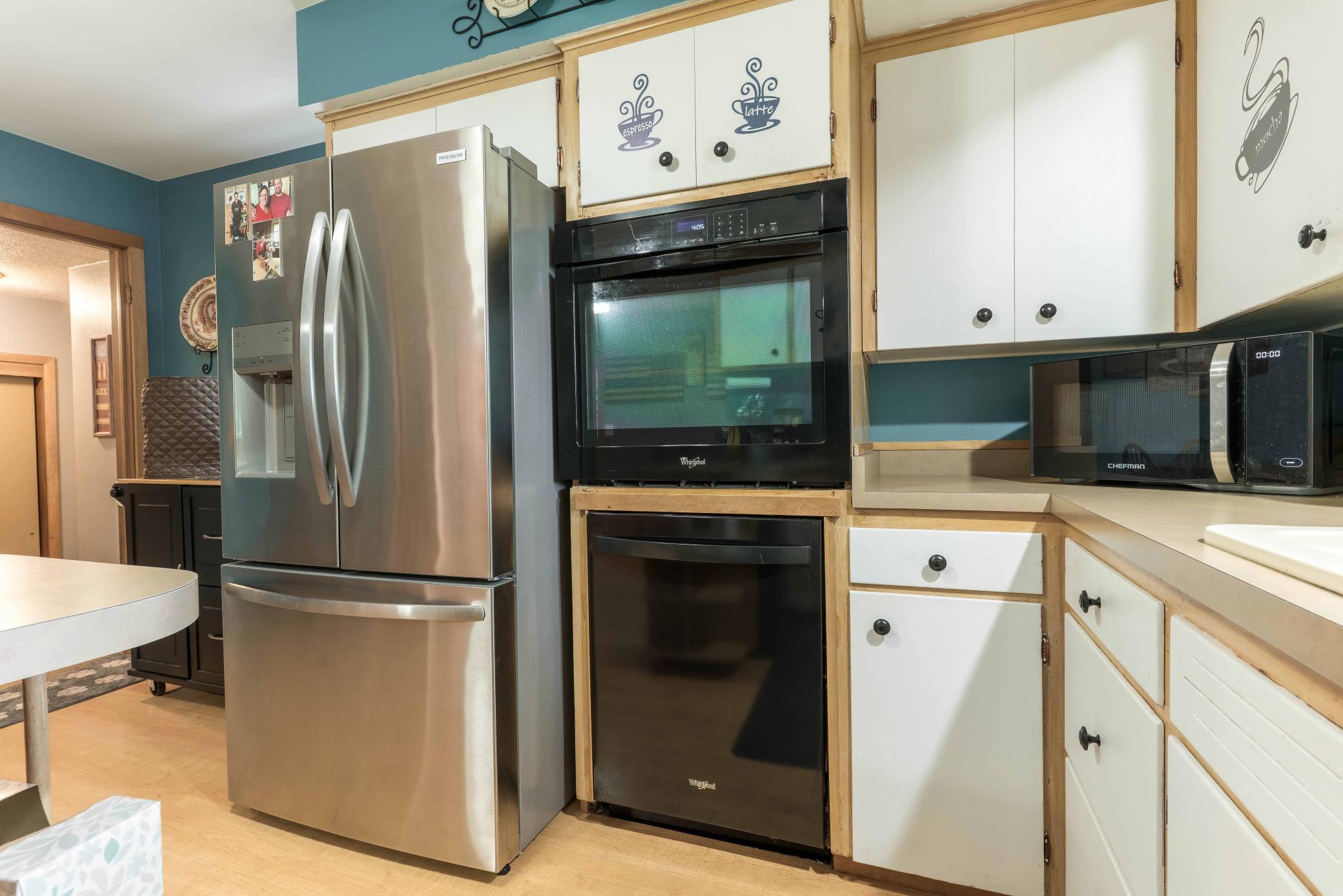 main property photo 22