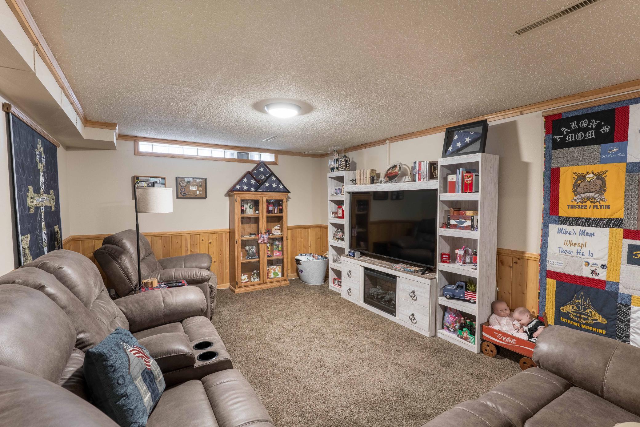 main property photo 50