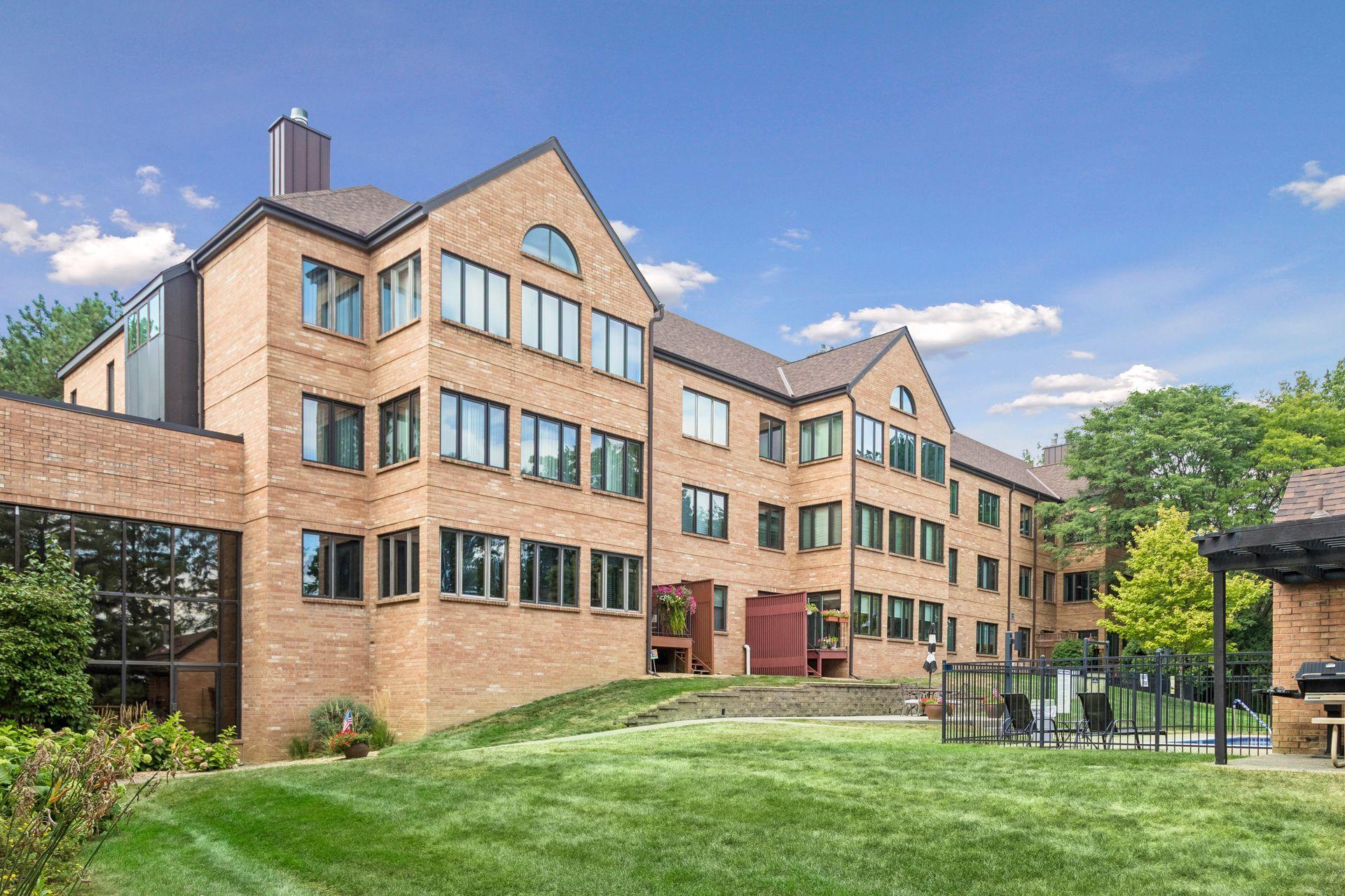 main property photo 0