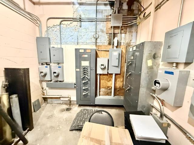 main property photo 30