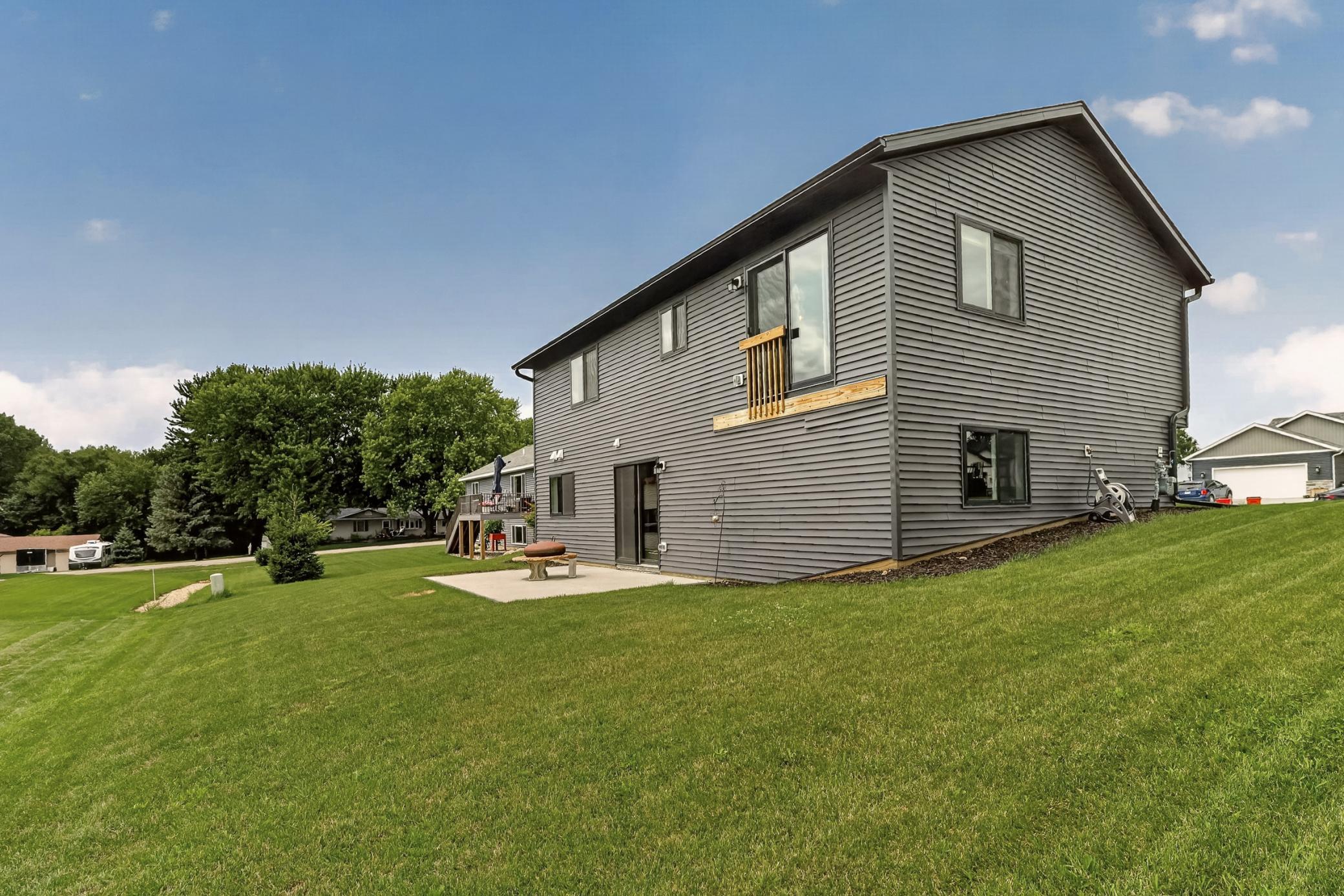 main property photo 29