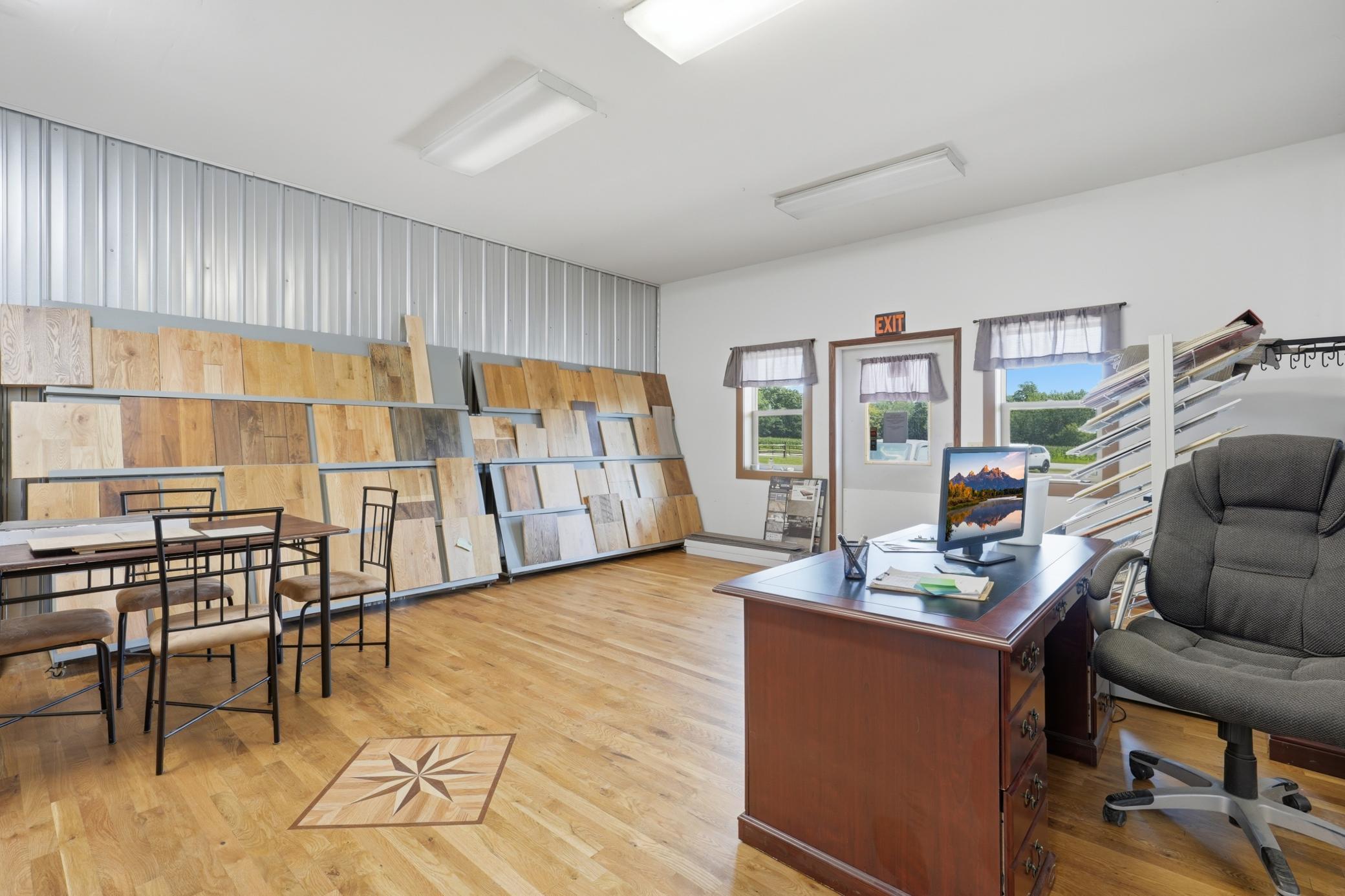main property photo 9