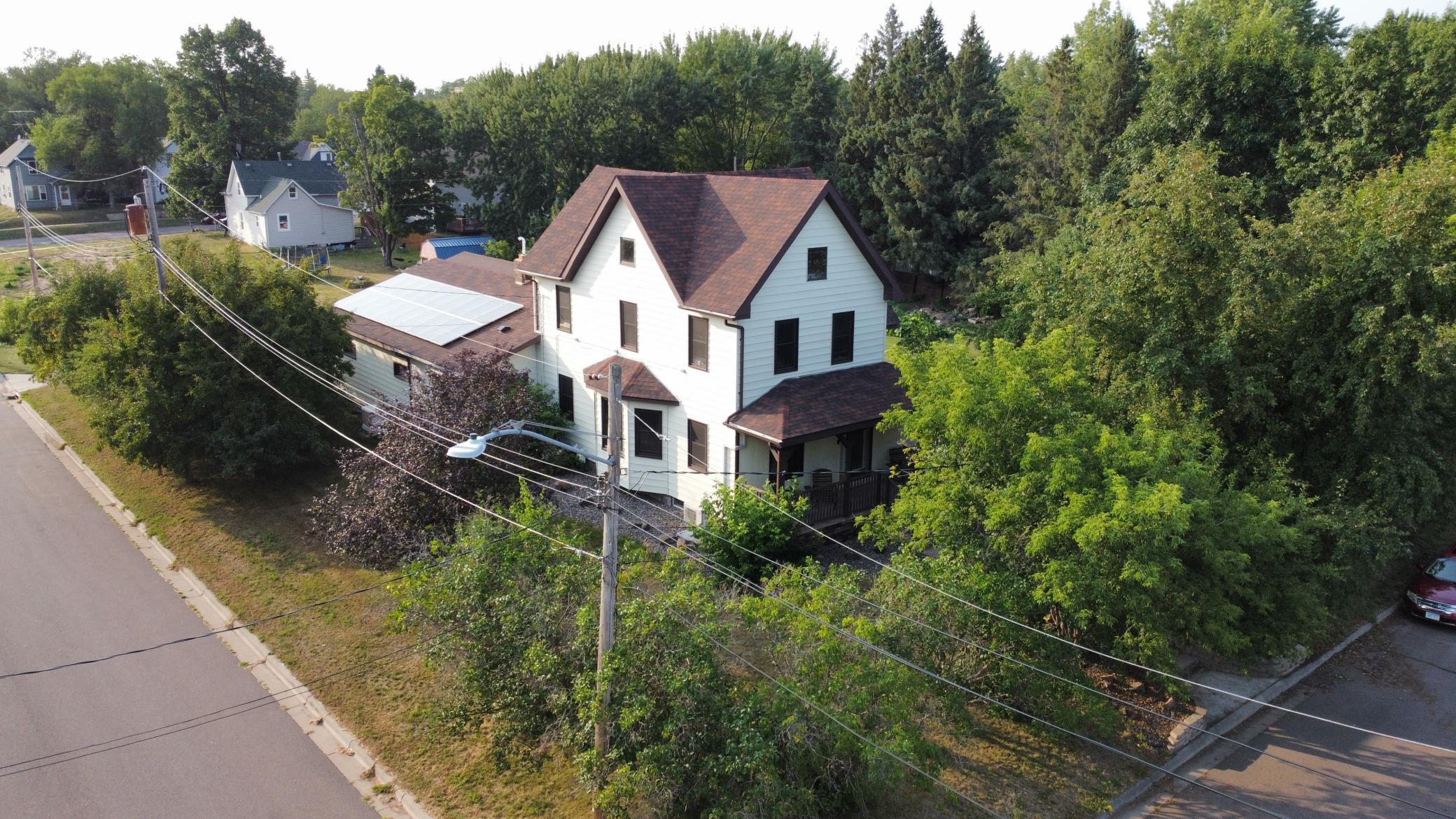 main property photo 45