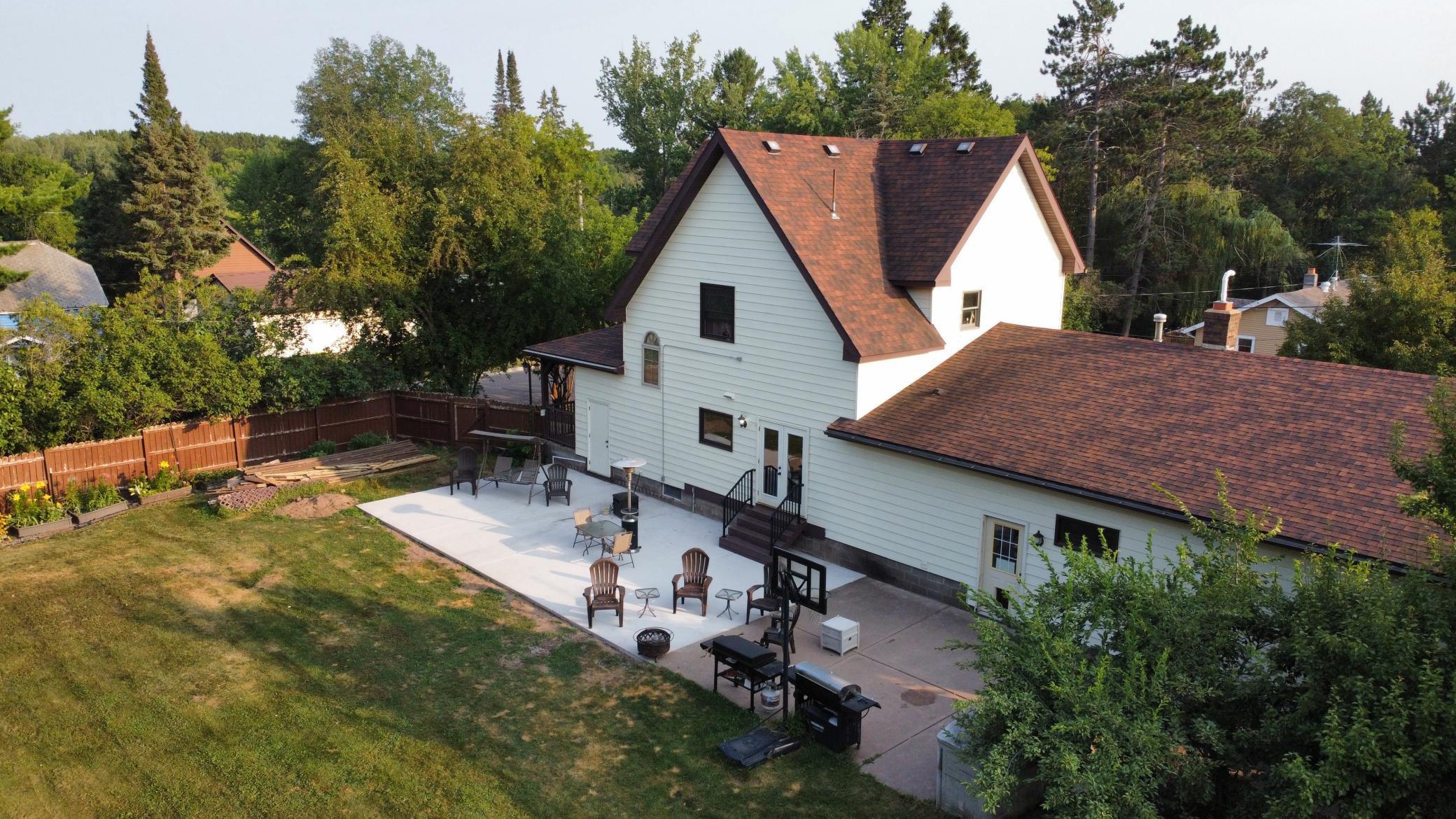 main property photo 58