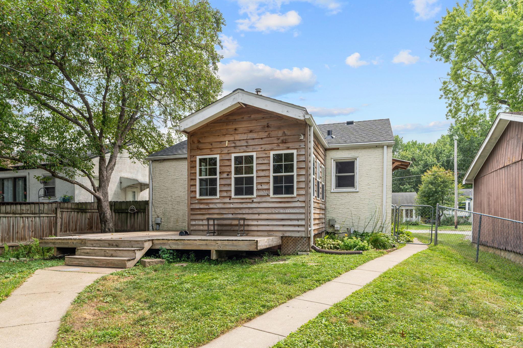 main property photo 30