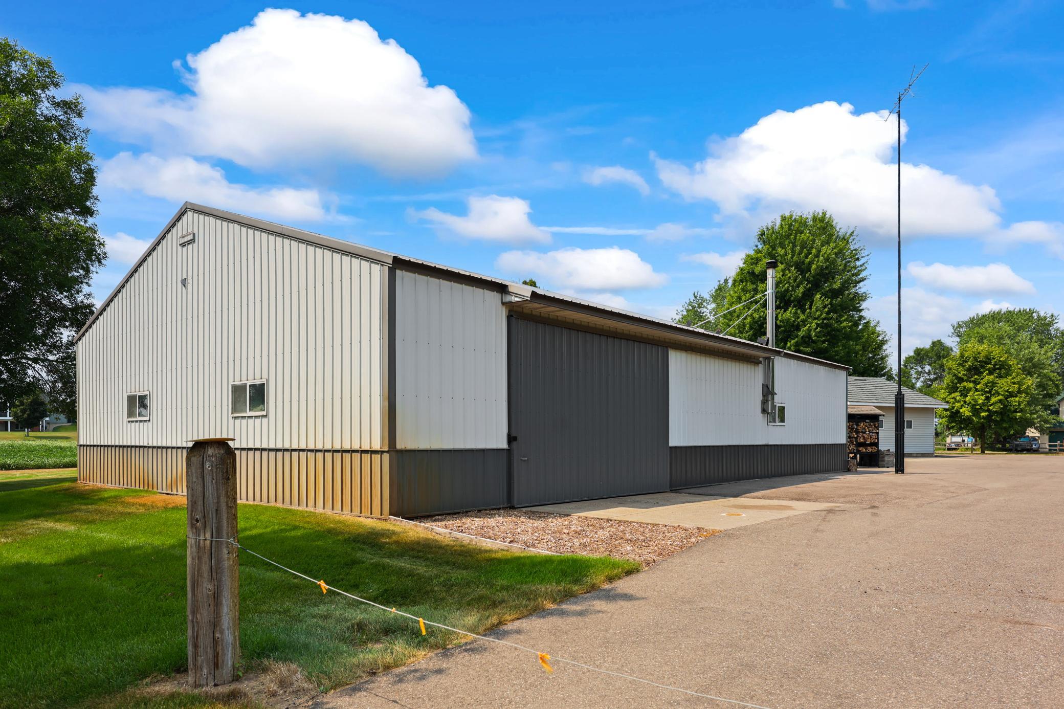 main property photo 19