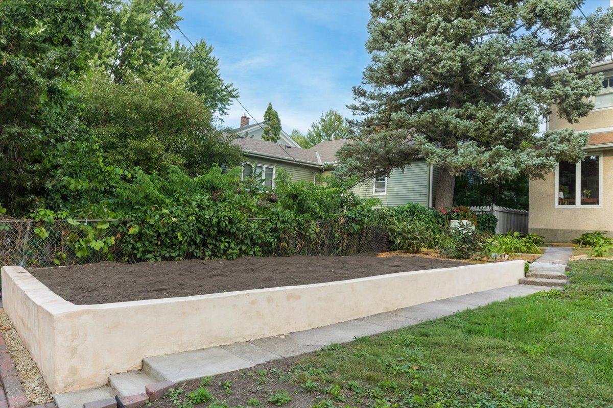 main property photo 52