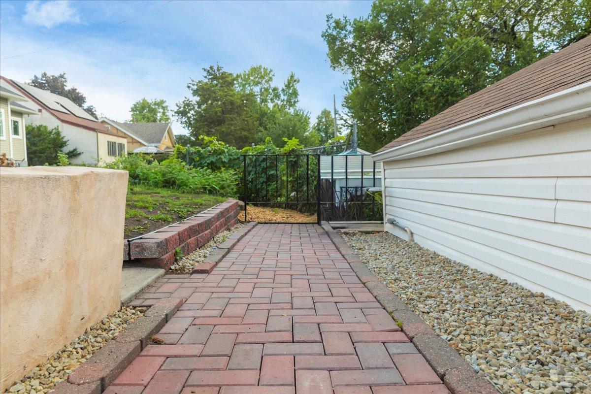 main property photo 53