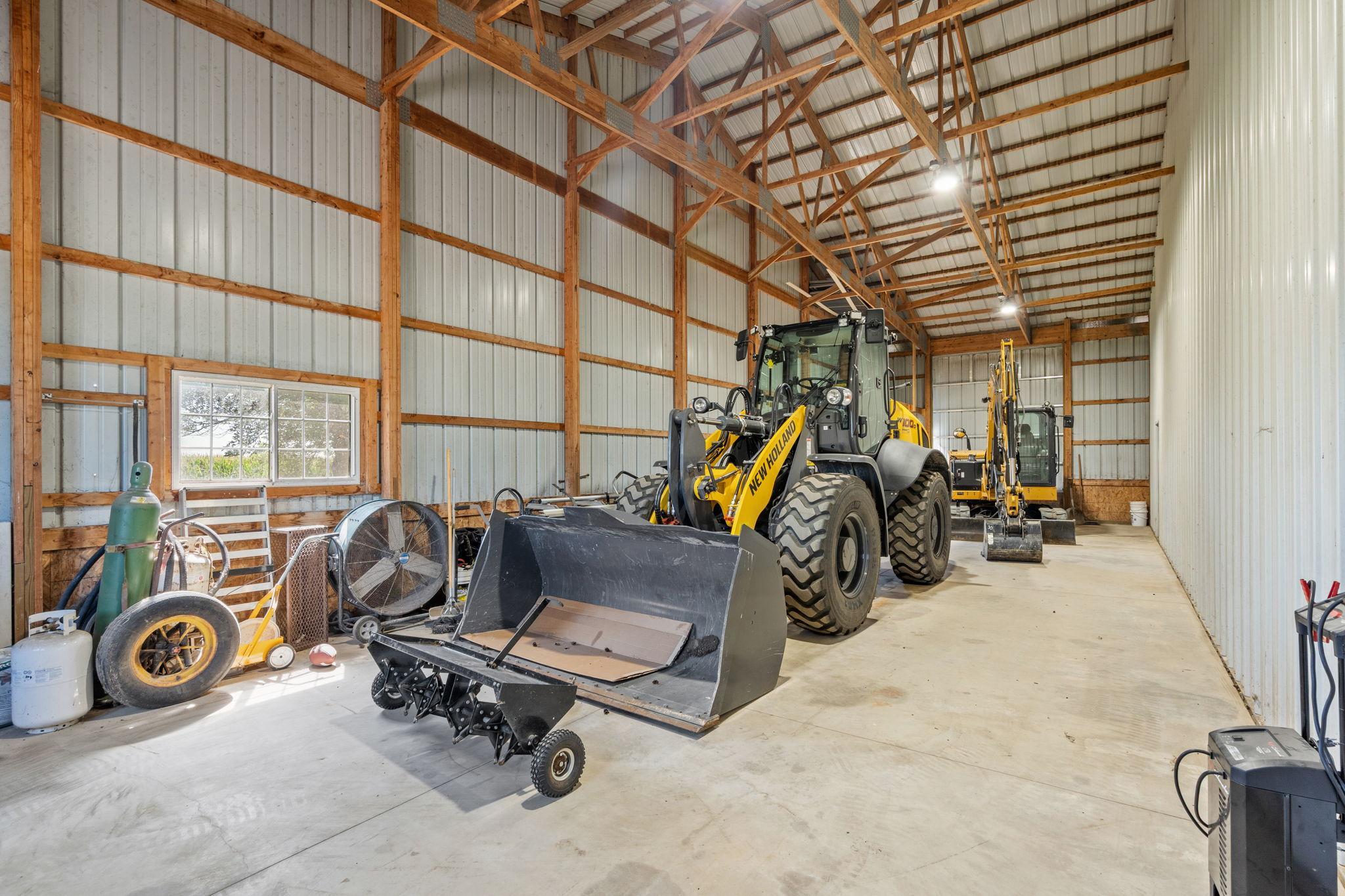 main property photo 35