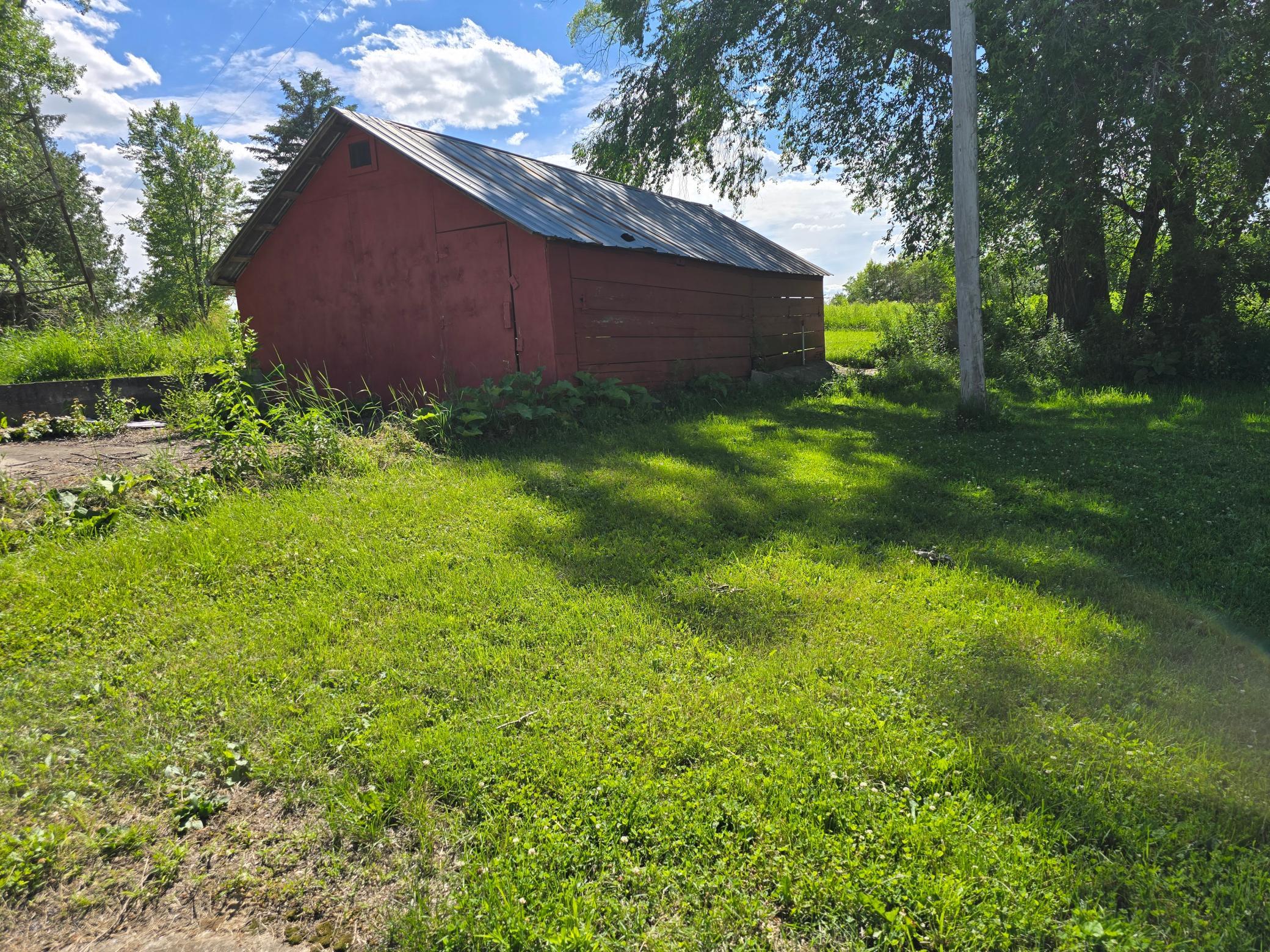 main property photo 94