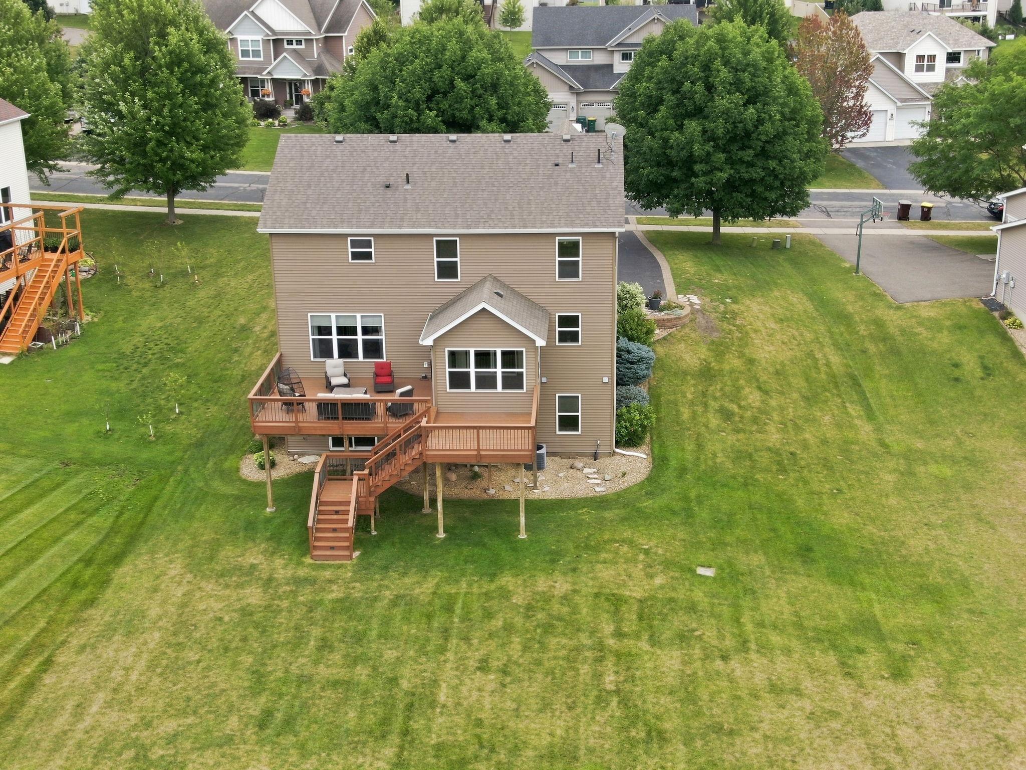 main property photo 45