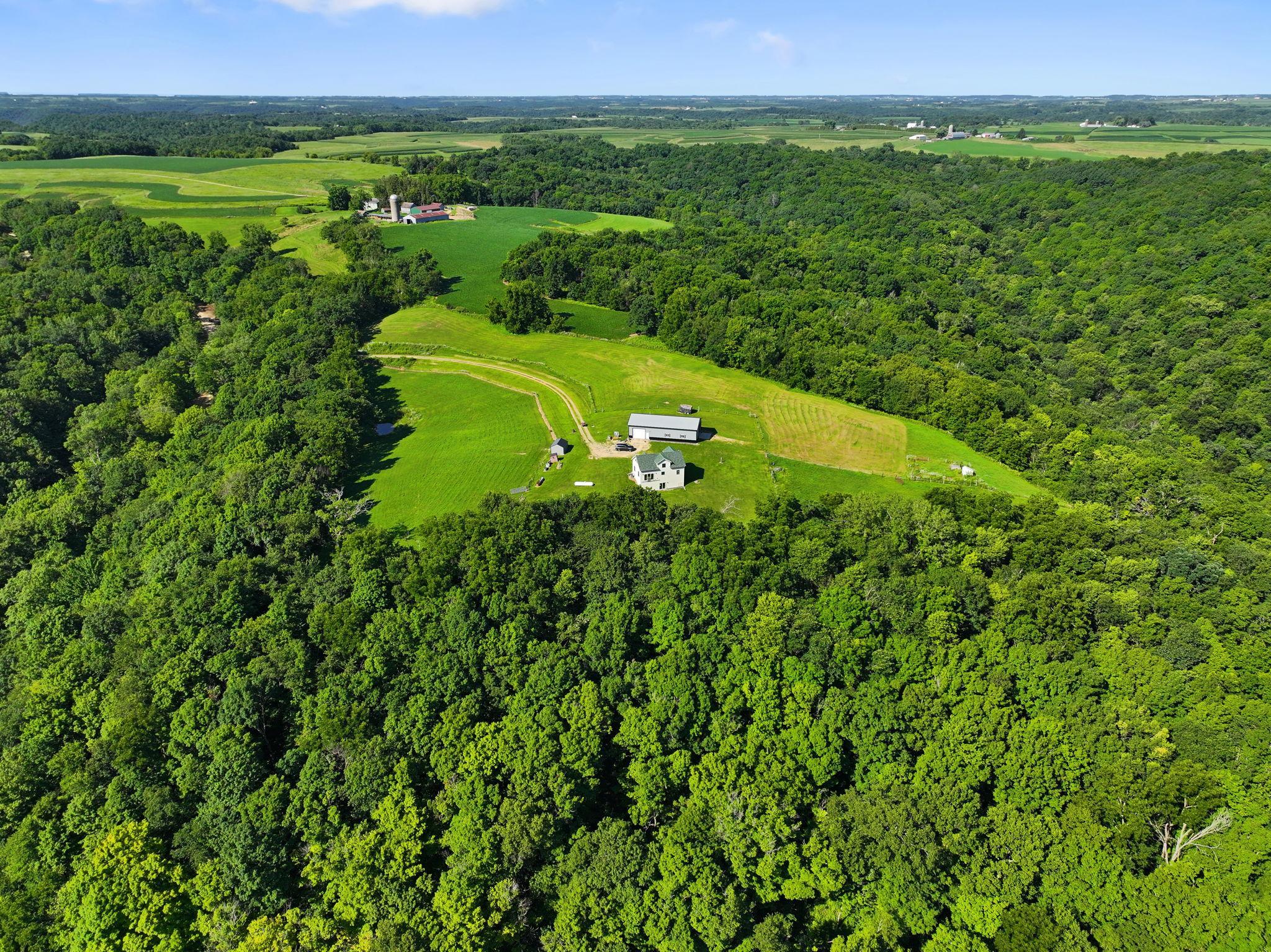 main property photo 16
