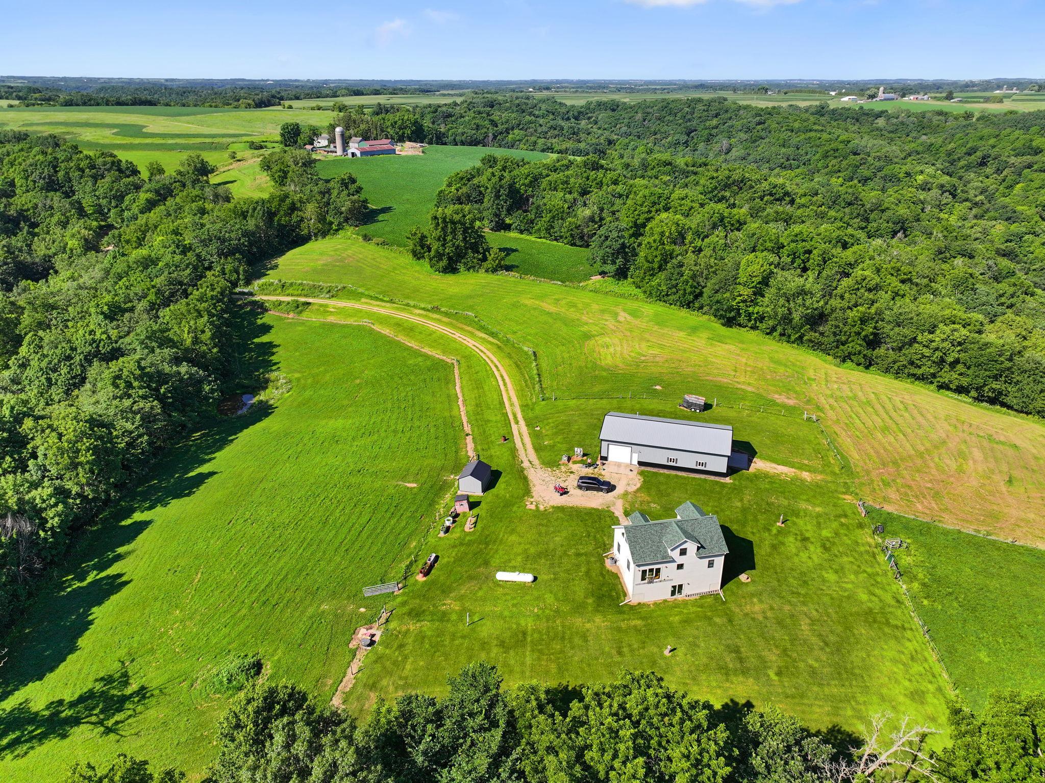 main property photo 19