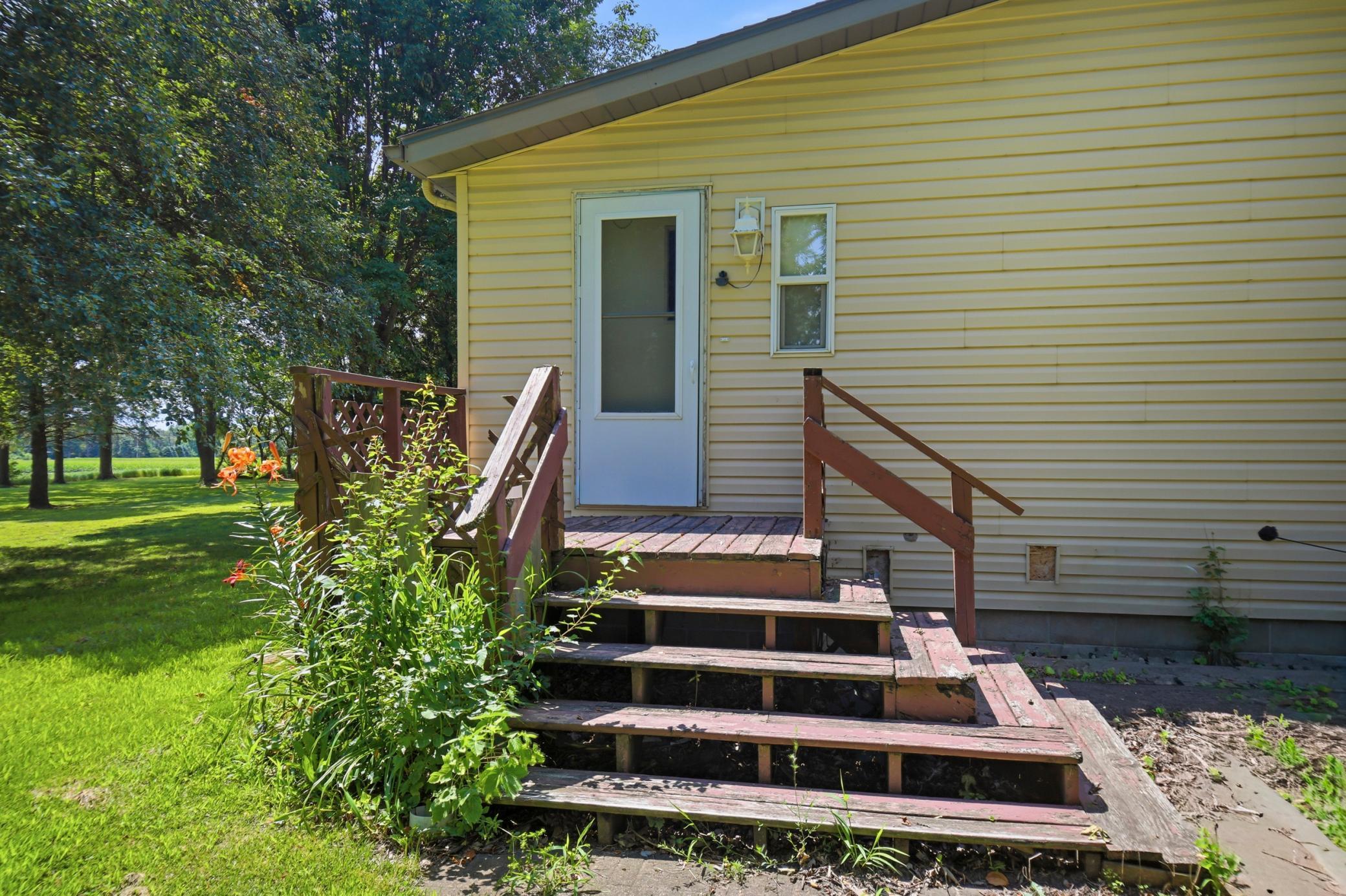 main property photo 39