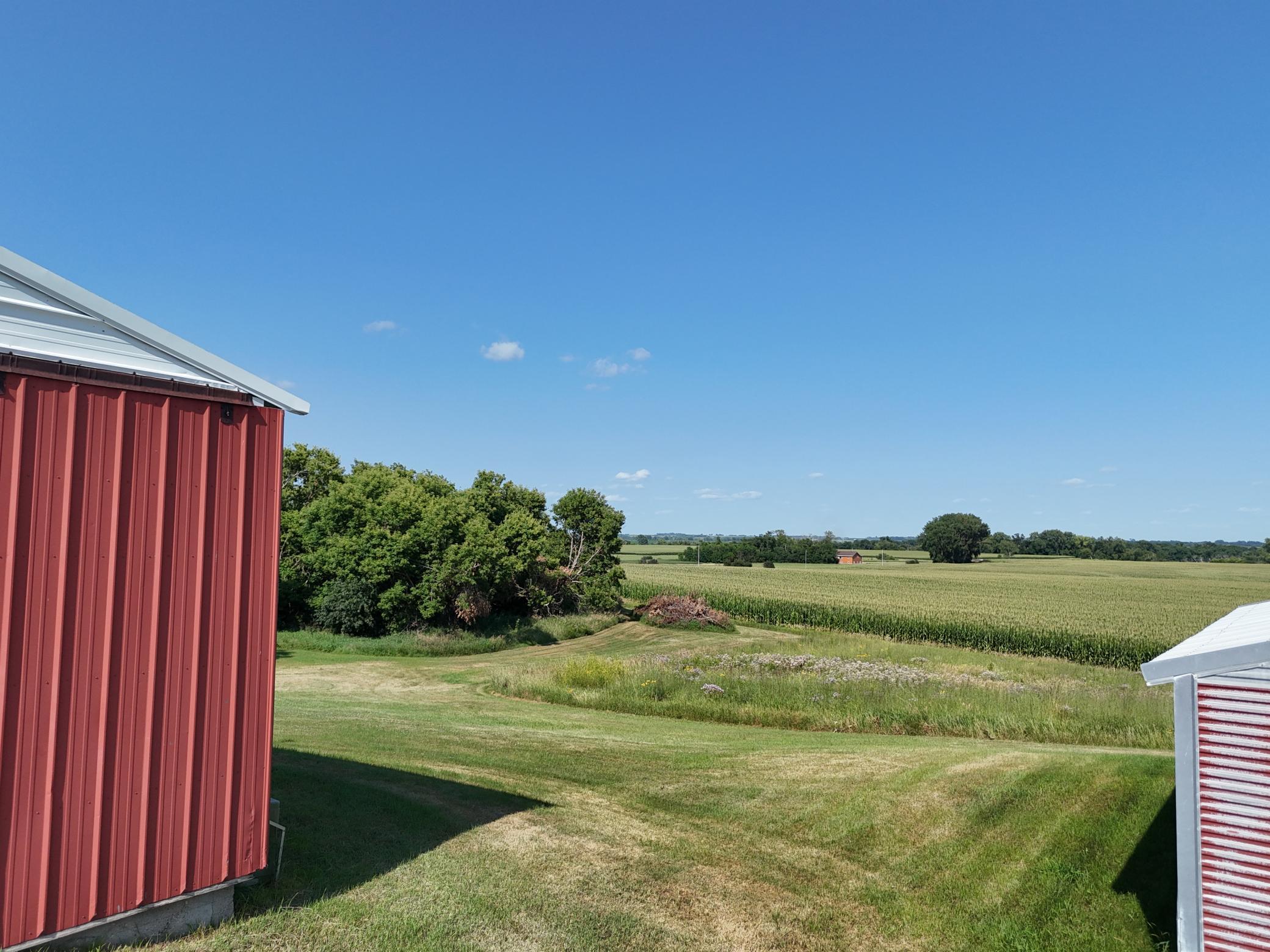 main property photo 16
